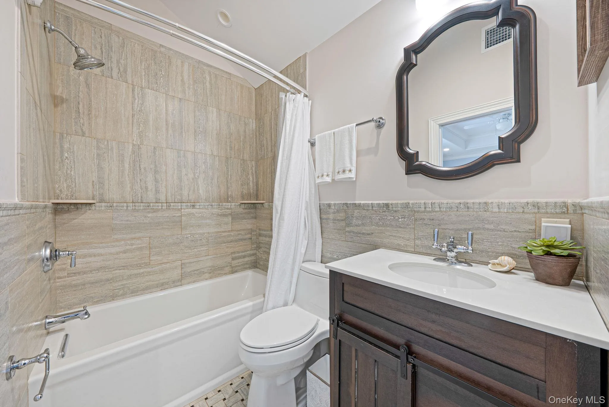 10 Raeburn Court, Babylon, NY, 4 Bedrooms Bedrooms, 9 Rooms Rooms,4 BathroomsBathrooms,Residential,For Rent,Raeburn,0,1031023 10 Raeburn Court, Babylon, NY, 4 Bedrooms Bedrooms, 9 Rooms Rooms,4 BathroomsBathrooms,Residential,For Rent,Raeburn,0,1031023