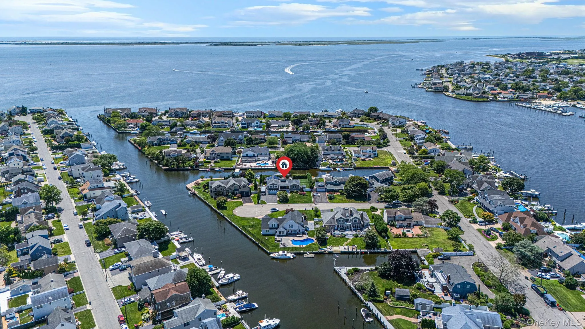 10 Raeburn Court, Babylon, NY, 4 Bedrooms Bedrooms, 9 Rooms Rooms,4 BathroomsBathrooms,Residential,For Rent,Raeburn,0,1031023 10 Raeburn Court, Babylon, NY, 4 Bedrooms Bedrooms, 9 Rooms Rooms,4 BathroomsBathrooms,Residential,For Rent,Raeburn,0,1031023