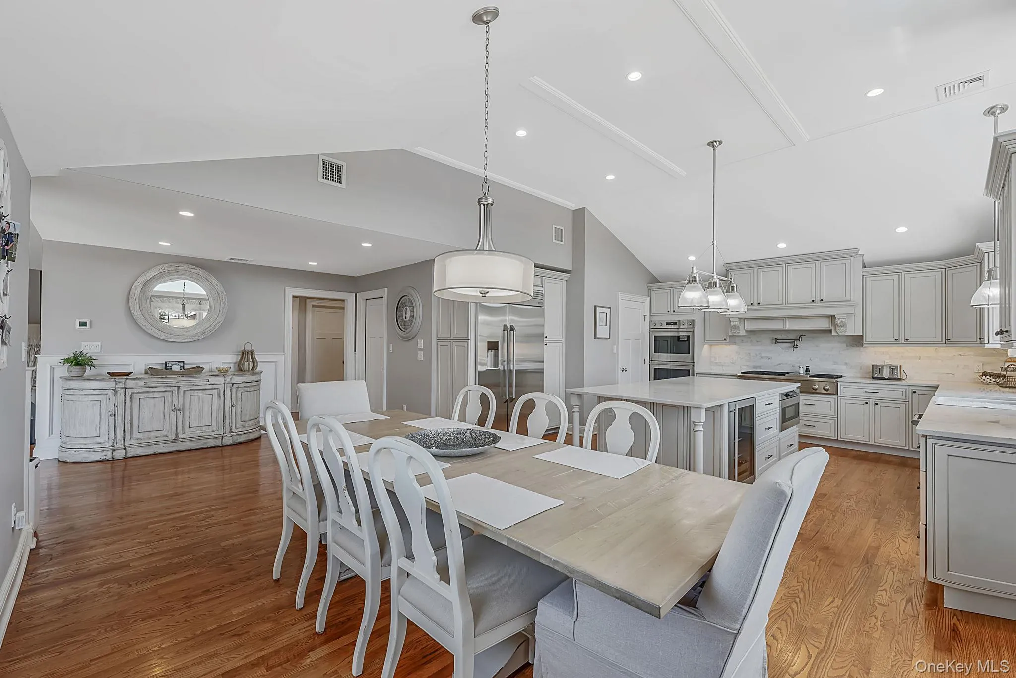 10 Raeburn Court, Babylon, NY, 4 Bedrooms Bedrooms, 9 Rooms Rooms,4 BathroomsBathrooms,Residential,For Rent,Raeburn,0,1031023 10 Raeburn Court, Babylon, NY, 4 Bedrooms Bedrooms, 9 Rooms Rooms,4 BathroomsBathrooms,Residential,For Rent,Raeburn,0,1031023