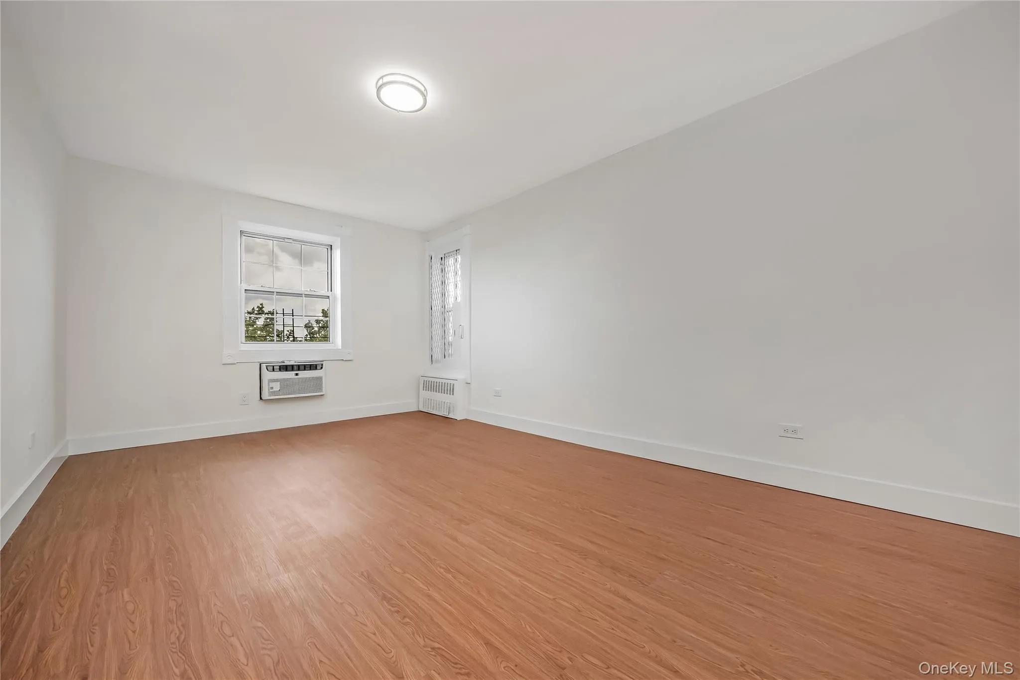 87-10 149th Avenue, New York, NY, 1 Bedroom Bedrooms, 4 Rooms Rooms,1 BathroomBathrooms,Residential,For Rent,149th,0,1031024 87-10 149th Avenue, New York, NY, 1 Bedroom Bedrooms, 4 Rooms Rooms,1 BathroomBathrooms,Residential,For Rent,149th,0,1031024