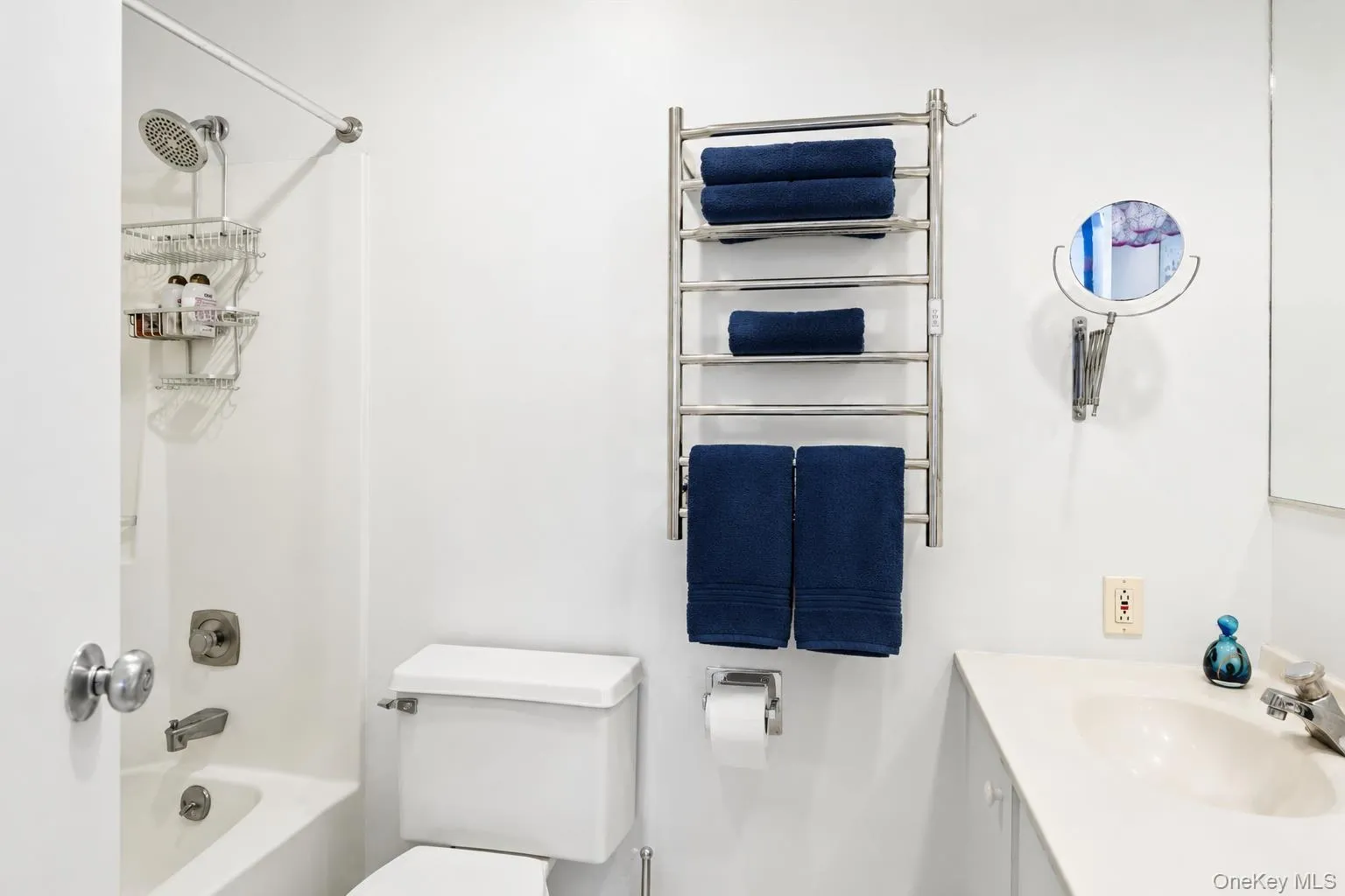 253 dune, Southampton, NY, 1 Bedroom Bedrooms, 6 Rooms Rooms,1 BathroomBathrooms,Residential Lease,For Rent,dune,0,1031029 253 dune, Southampton, NY, 1 Bedroom Bedrooms, 6 Rooms Rooms,1 BathroomBathrooms,Residential Lease,For Rent,dune,0,1031029