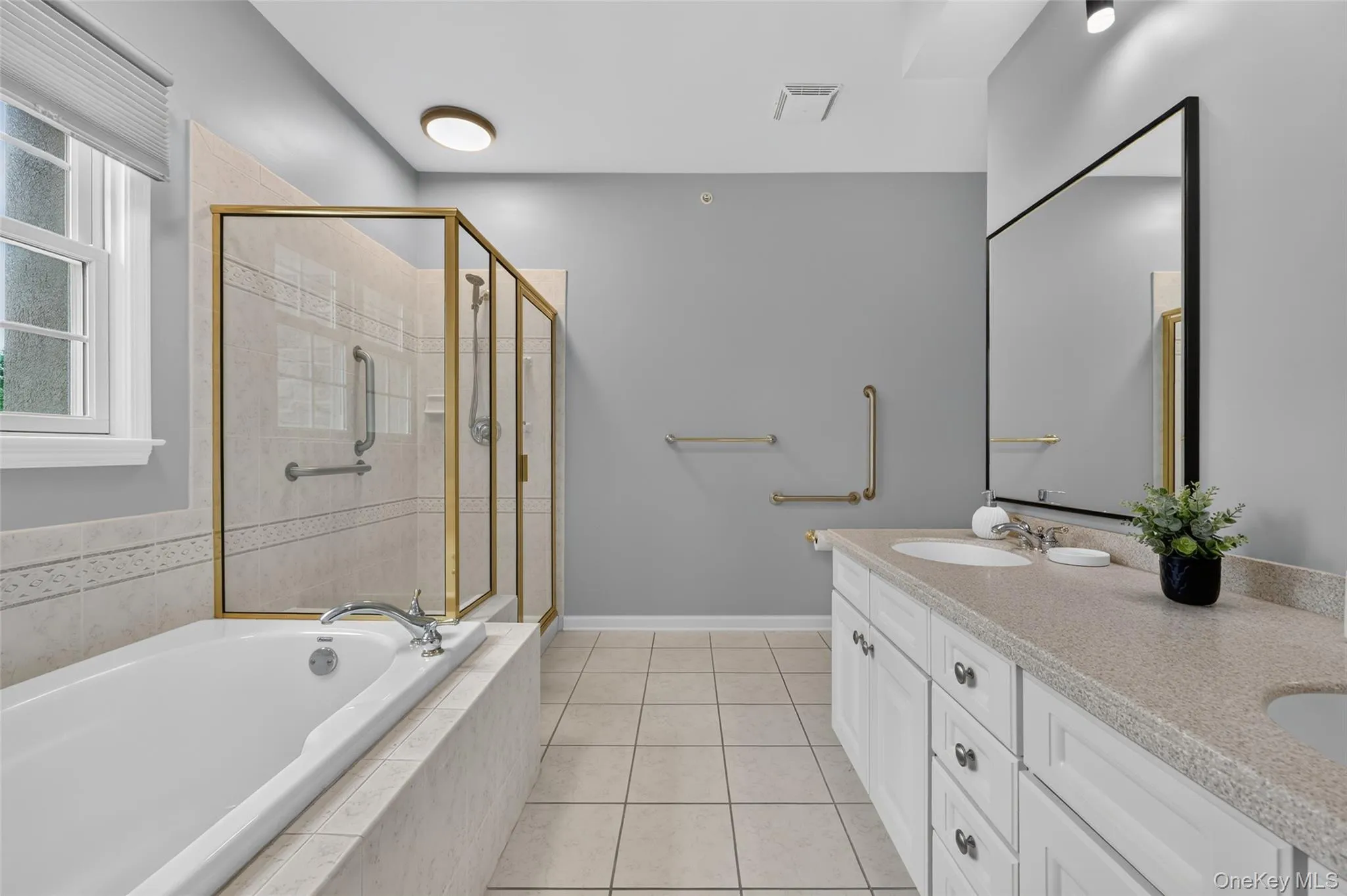 24 De Baun Avenue, Ramapo, NY, 2 Bedrooms Bedrooms, 6 Rooms Rooms,2 BathroomsBathrooms,Residential,For Rent,De Baun,0,1031031 24 De Baun Avenue, Ramapo, NY, 2 Bedrooms Bedrooms, 6 Rooms Rooms,2 BathroomsBathrooms,Residential,For Rent,De Baun,0,1031031