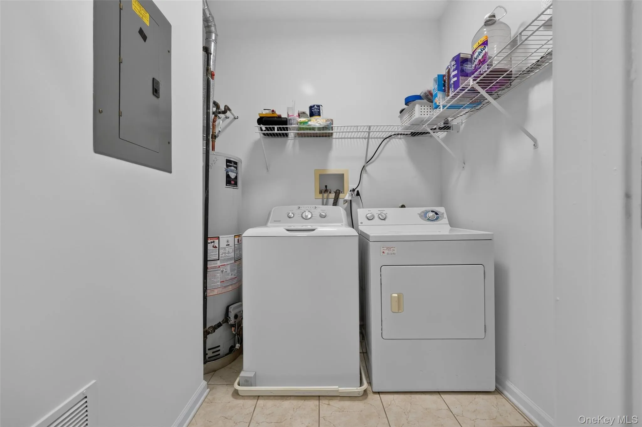 24 De Baun Avenue, Ramapo, NY, 2 Bedrooms Bedrooms, 6 Rooms Rooms,2 BathroomsBathrooms,Residential,For Rent,De Baun,0,1031031 24 De Baun Avenue, Ramapo, NY, 2 Bedrooms Bedrooms, 6 Rooms Rooms,2 BathroomsBathrooms,Residential,For Rent,De Baun,0,1031031