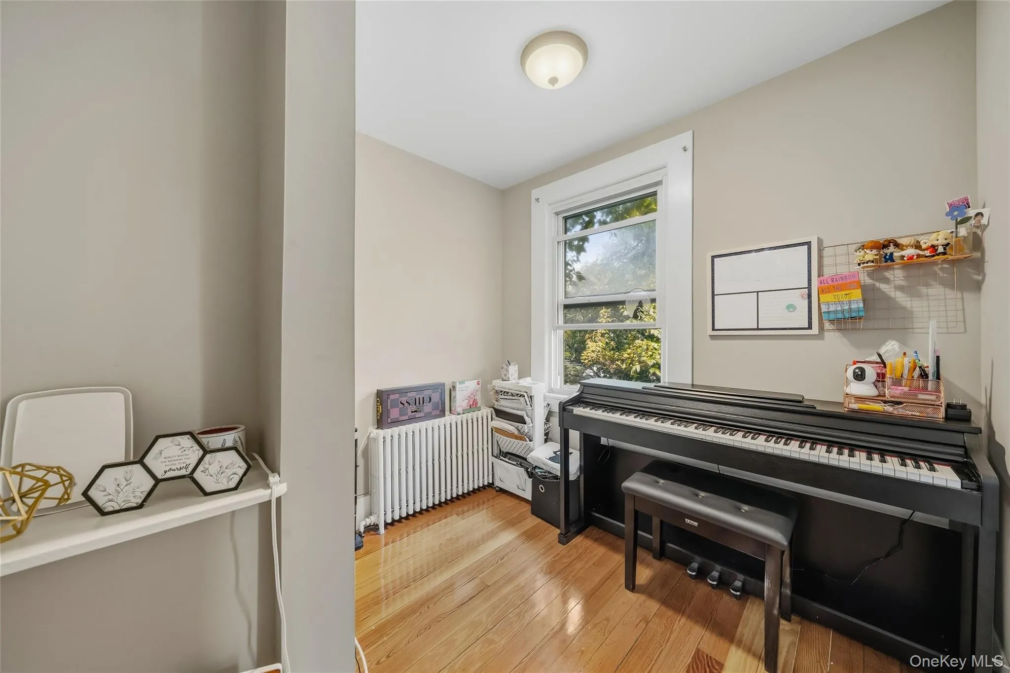 10 Park Avenue, Woodbury, NY, 3 Bedrooms Bedrooms, 6 Rooms Rooms,2 BathroomsBathrooms,Residential,For Rent,Park,0,1031034 10 Park Avenue, Woodbury, NY, 3 Bedrooms Bedrooms, 6 Rooms Rooms,2 BathroomsBathrooms,Residential,For Rent,Park,0,1031034