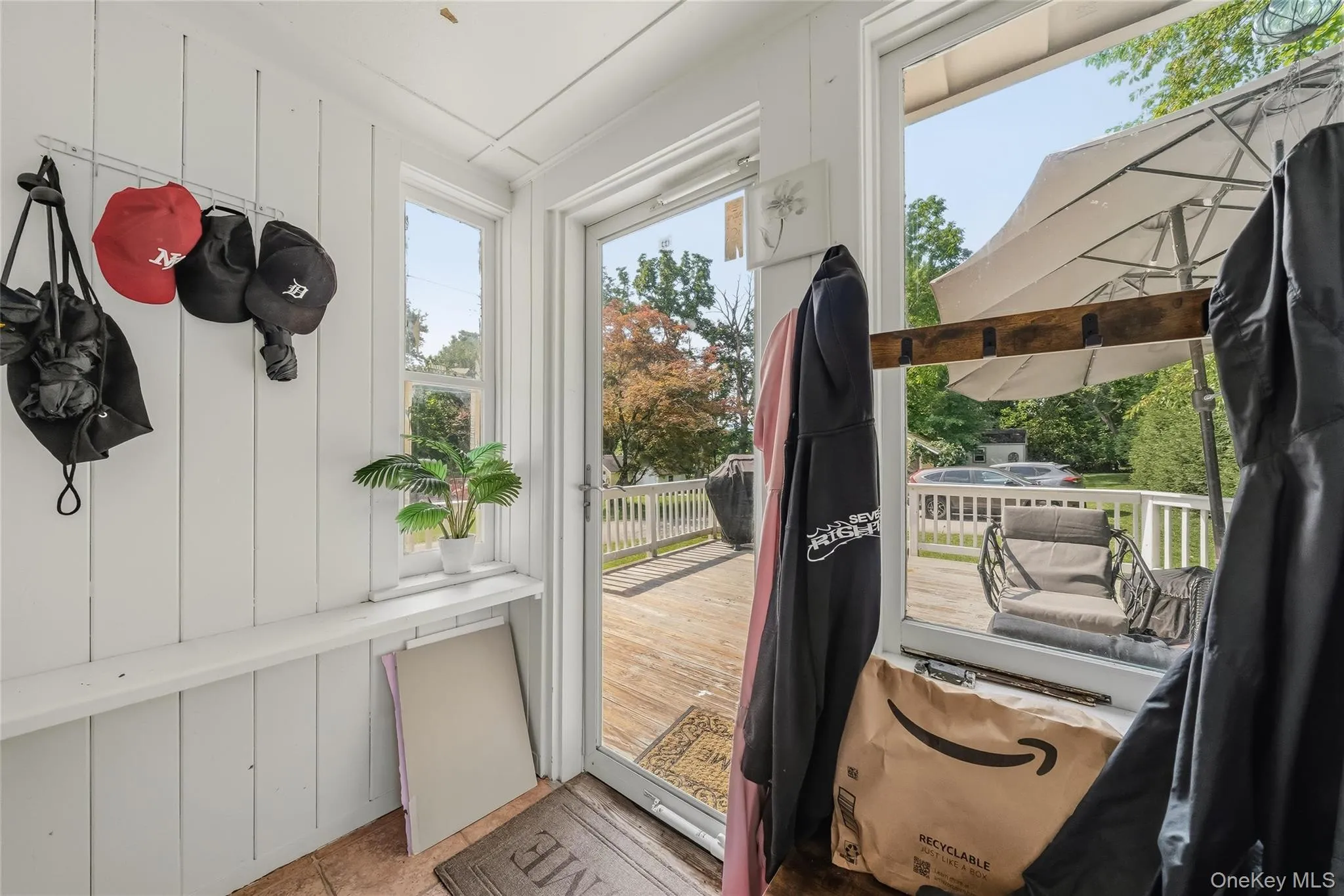 10 Park Avenue, Woodbury, NY, 3 Bedrooms Bedrooms, 6 Rooms Rooms,2 BathroomsBathrooms,Residential,For Rent,Park,0,1031034 10 Park Avenue, Woodbury, NY, 3 Bedrooms Bedrooms, 6 Rooms Rooms,2 BathroomsBathrooms,Residential,For Rent,Park,0,1031034
