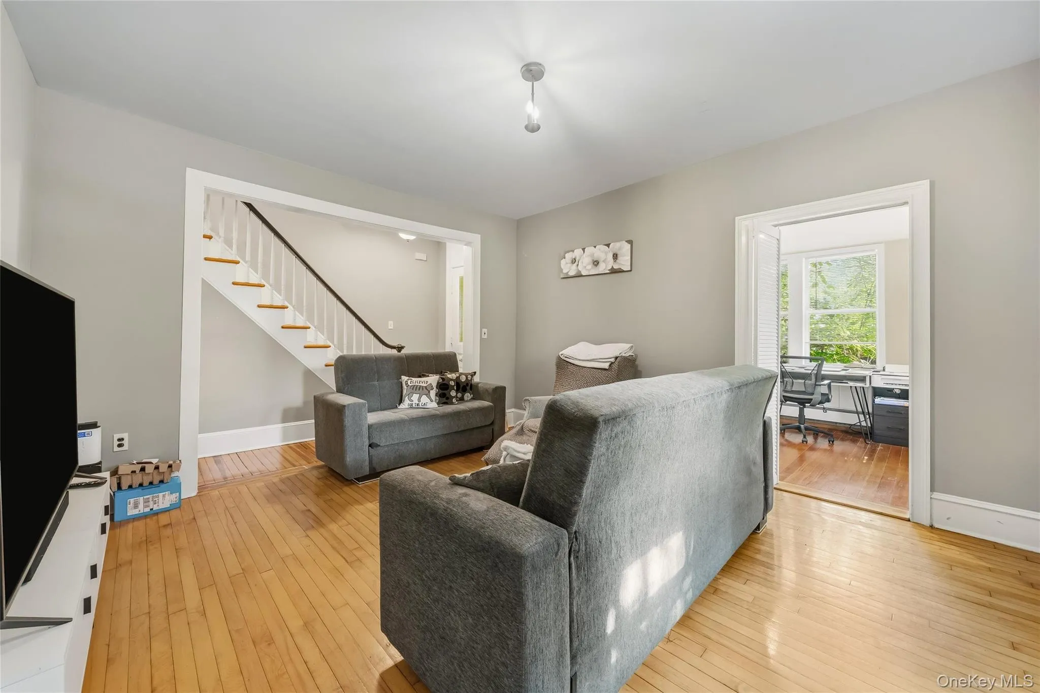 10 Park Avenue, Woodbury, NY, 3 Bedrooms Bedrooms, 6 Rooms Rooms,2 BathroomsBathrooms,Residential,For Rent,Park,0,1031034 10 Park Avenue, Woodbury, NY, 3 Bedrooms Bedrooms, 6 Rooms Rooms,2 BathroomsBathrooms,Residential,For Rent,Park,0,1031034