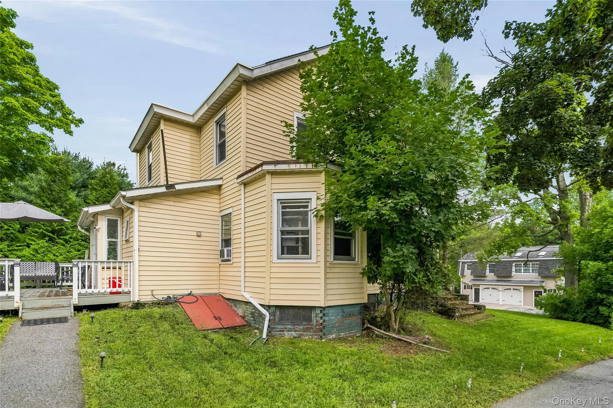 10 Park Avenue, Woodbury, NY, 3 Bedrooms Bedrooms, 6 Rooms Rooms,2 BathroomsBathrooms,Residential,For Rent,Park,0,1031034 10 Park Avenue, Woodbury, NY, 3 Bedrooms Bedrooms, 6 Rooms Rooms,2 BathroomsBathrooms,Residential,For Rent,Park,0,1031034