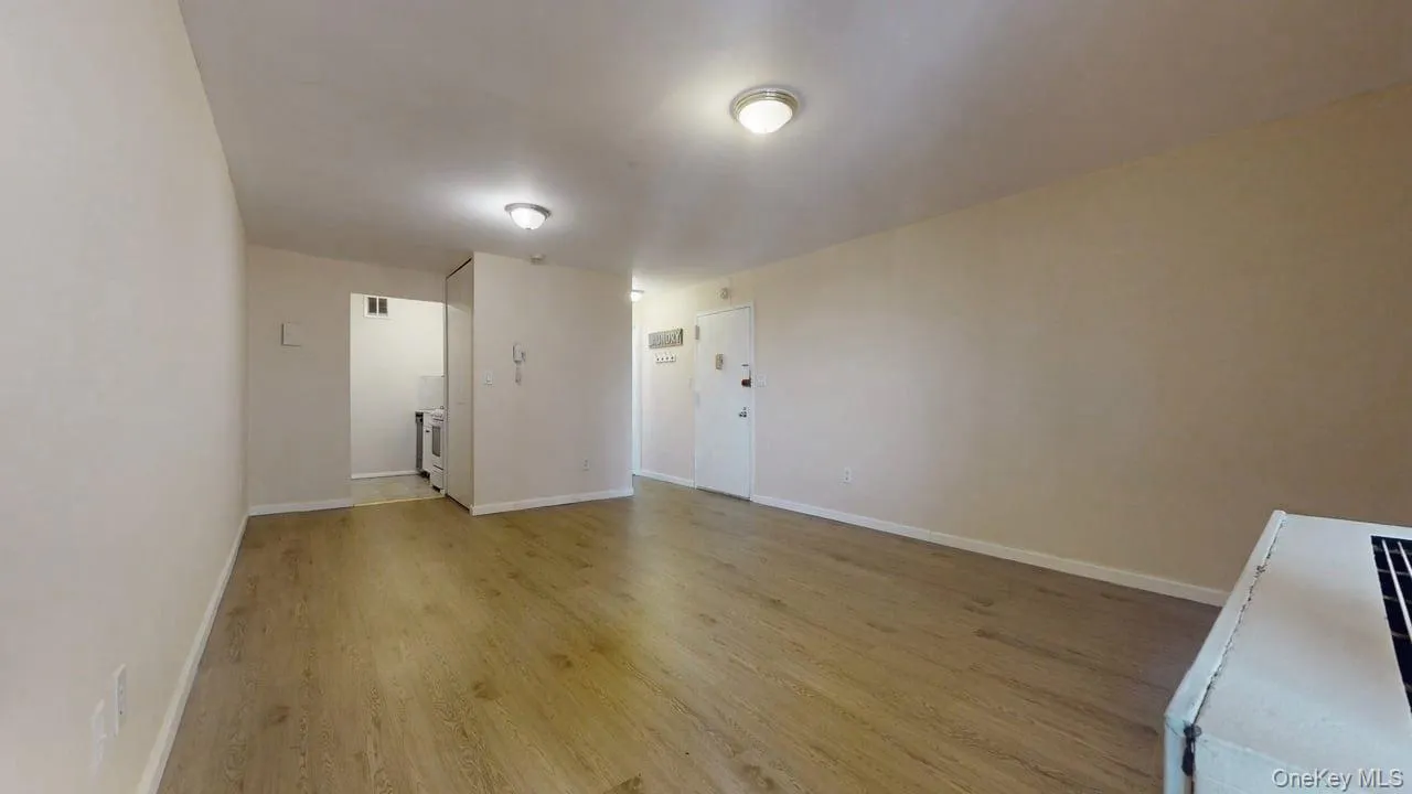 87-30 62nd Avenue, New York, NY, 2 Rooms Rooms,1 BathroomBathrooms,Residential Lease,For Rent,62nd,0,1031036 87-30 62nd Avenue, New York, NY, 2 Rooms Rooms,1 BathroomBathrooms,Residential Lease,For Rent,62nd,0,1031036
