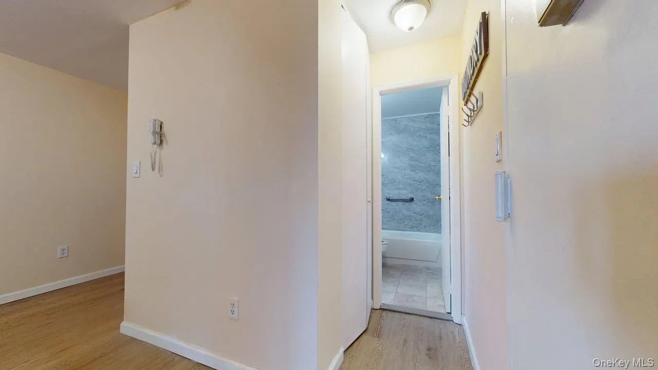 87-30 62nd Avenue, New York, NY, 2 Rooms Rooms,1 BathroomBathrooms,Residential Lease,For Rent,62nd,0,1031036 87-30 62nd Avenue, New York, NY, 2 Rooms Rooms,1 BathroomBathrooms,Residential Lease,For Rent,62nd,0,1031036