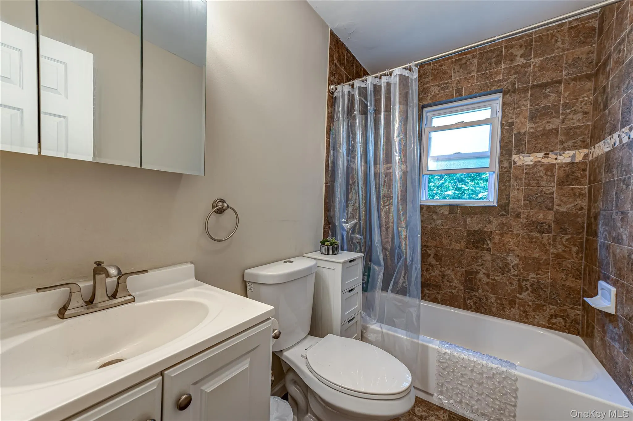 252 Oxhead Road, Brookhaven, NY, 3 Bedrooms Bedrooms, 6 Rooms Rooms,2 BathroomsBathrooms,Residential,For Rent,Oxhead,0,1031038 252 Oxhead Road, Brookhaven, NY, 3 Bedrooms Bedrooms, 6 Rooms Rooms,2 BathroomsBathrooms,Residential,For Rent,Oxhead,0,1031038