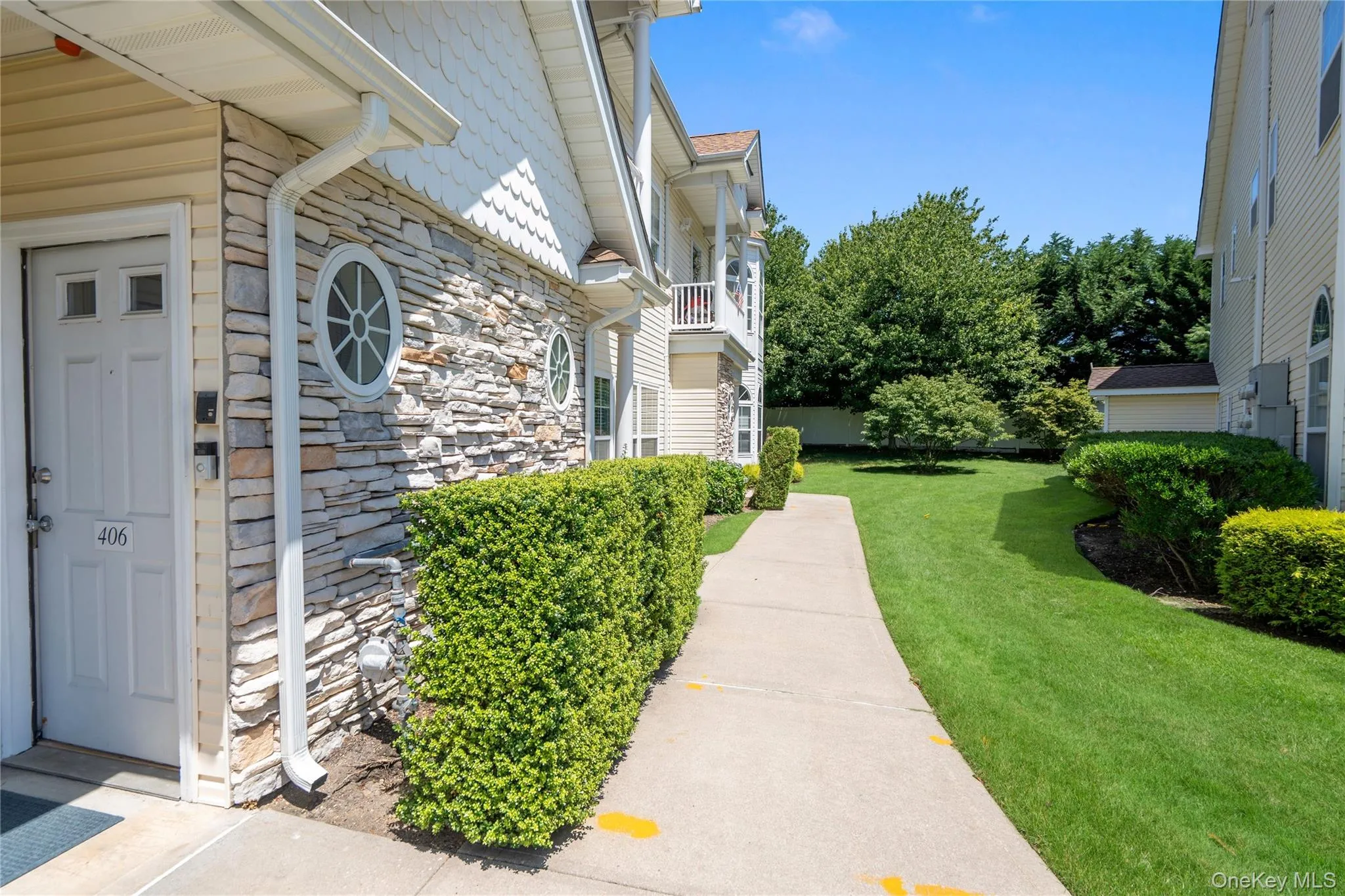 406 Narragansett Villas Drive, Babylon, NY, 2 Bedrooms Bedrooms, 5 Rooms Rooms,2 BathroomsBathrooms,Residential,For Rent,Narragansett Villas,0,1031042 406 Narragansett Villas Drive, Babylon, NY, 2 Bedrooms Bedrooms, 5 Rooms Rooms,2 BathroomsBathrooms,Residential,For Rent,Narragansett Villas,0,1031042