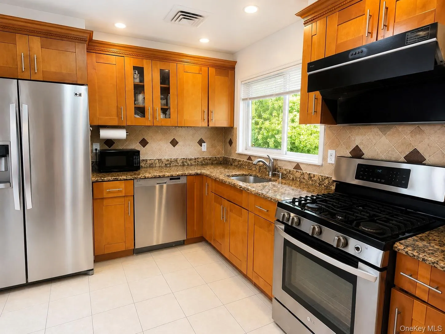 110 Leahy Street, Oyster Bay, NY, 4 Bedrooms Bedrooms, 9 Rooms Rooms,3 BathroomsBathrooms,Residential,For Rent,Leahy,0,1031044 110 Leahy Street, Oyster Bay, NY, 4 Bedrooms Bedrooms, 9 Rooms Rooms,3 BathroomsBathrooms,Residential,For Rent,Leahy,0,1031044