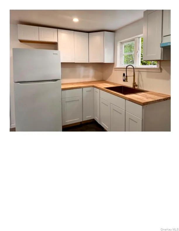 8 High Street, Port Jervis, NY, 3 Bedrooms Bedrooms, 6 Rooms Rooms,1 BathroomBathrooms,Residential Lease,For Rent,High,0,1031049 8 High Street, Port Jervis, NY, 3 Bedrooms Bedrooms, 6 Rooms Rooms,1 BathroomBathrooms,Residential Lease,For Rent,High,0,1031049