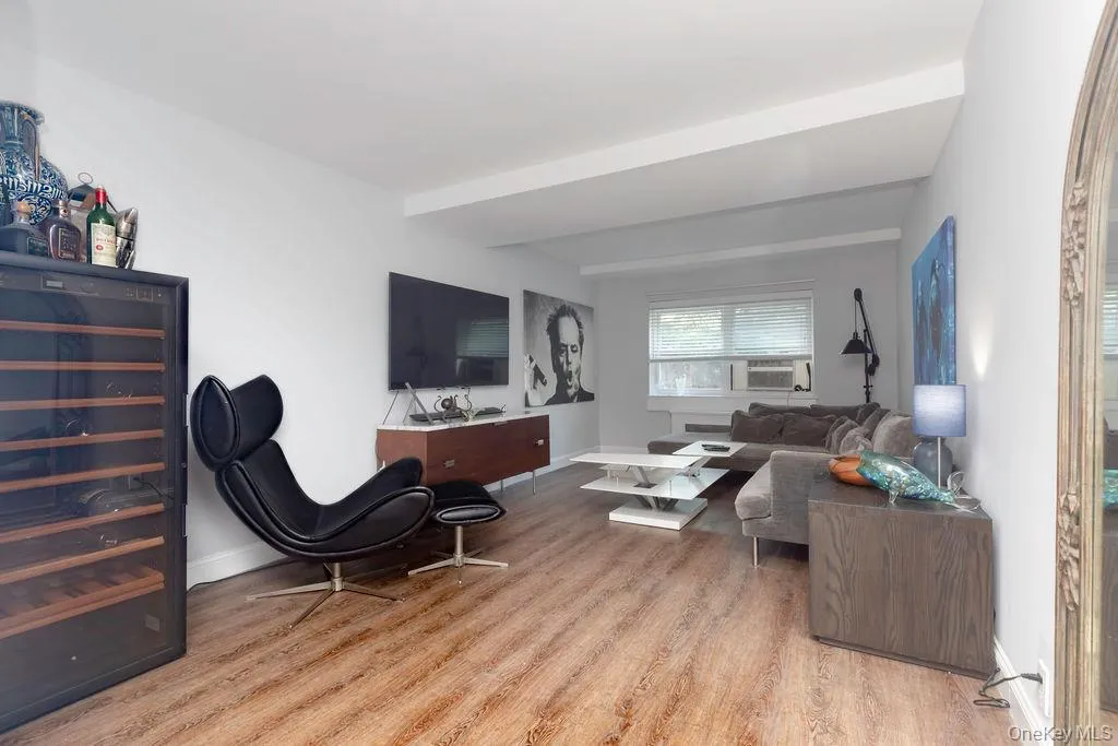 15 LEEWOOD Circle, Eastchester, NY, 2 Bedrooms Bedrooms, 4 Rooms Rooms,1 BathroomBathrooms,Residential,For Rent,LEEWOOD,0,1031050 15 LEEWOOD Circle, Eastchester, NY, 2 Bedrooms Bedrooms, 4 Rooms Rooms,1 BathroomBathrooms,Residential,For Rent,LEEWOOD,0,1031050
