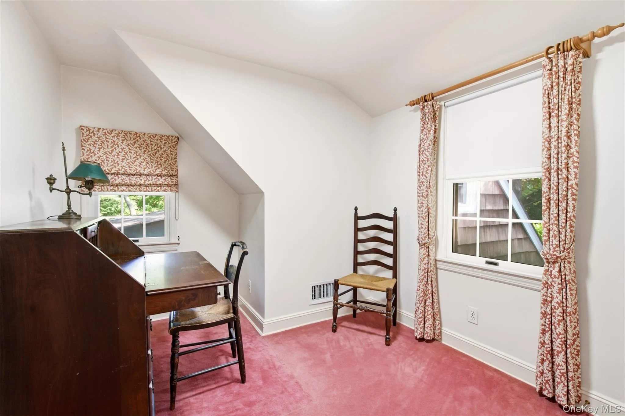1936 Midlane, Oyster Bay, NY, 4 Bedrooms Bedrooms, 8 Rooms Rooms,2 BathroomsBathrooms,Residential,For Rent,Midlane,0,1031054 1936 Midlane, Oyster Bay, NY, 4 Bedrooms Bedrooms, 8 Rooms Rooms,2 BathroomsBathrooms,Residential,For Rent,Midlane,0,1031054