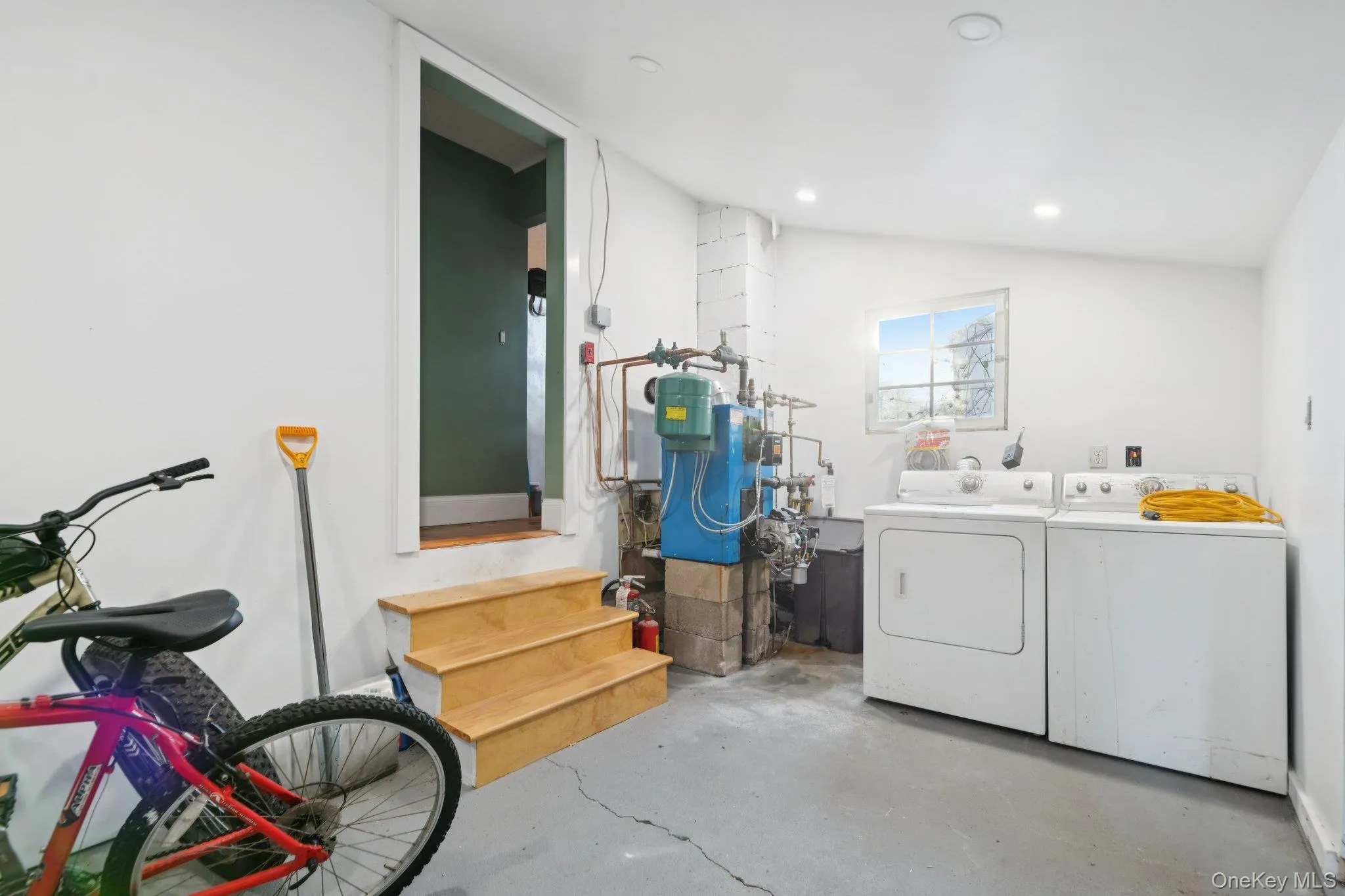 83 Elm Road, Brookhaven, NY, 3 Bedrooms Bedrooms, 7 Rooms Rooms,2 BathroomsBathrooms,Residential,For Rent,Elm,0,1031055 83 Elm Road, Brookhaven, NY, 3 Bedrooms Bedrooms, 7 Rooms Rooms,2 BathroomsBathrooms,Residential,For Rent,Elm,0,1031055