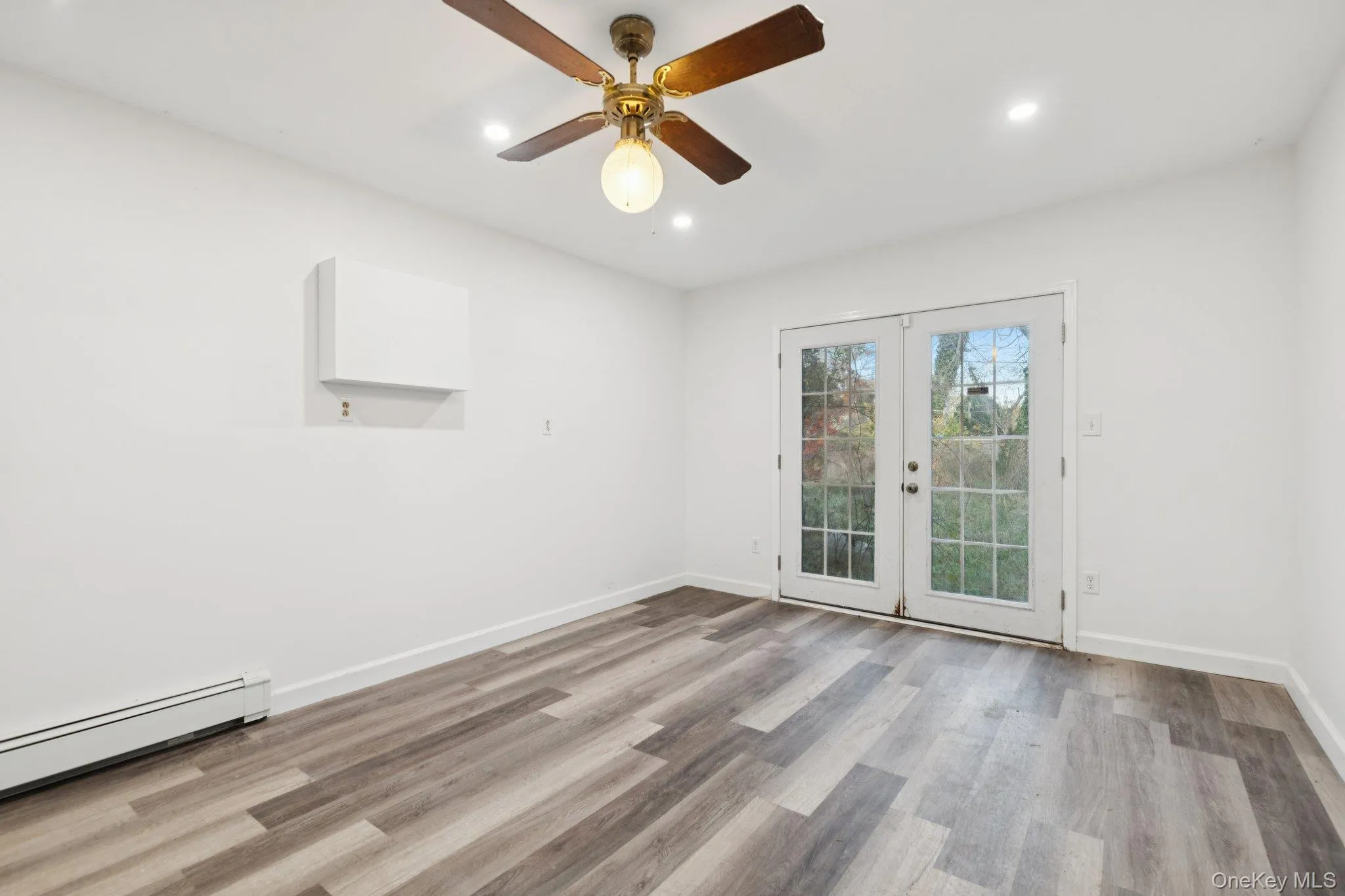 83 Elm Road, Brookhaven, NY, 3 Bedrooms Bedrooms, 7 Rooms Rooms,2 BathroomsBathrooms,Residential,For Rent,Elm,0,1031055 83 Elm Road, Brookhaven, NY, 3 Bedrooms Bedrooms, 7 Rooms Rooms,2 BathroomsBathrooms,Residential,For Rent,Elm,0,1031055