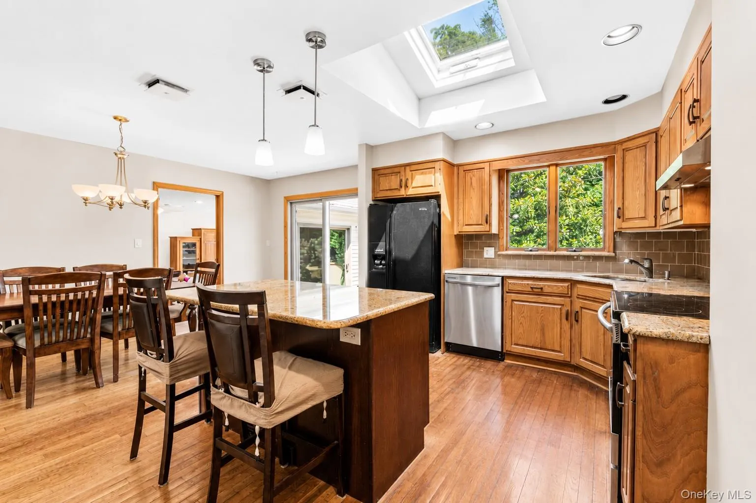 51 Longworth Avenue, Huntington, NY, 3 Bedrooms Bedrooms, 8 Rooms Rooms,2 BathroomsBathrooms,Residential,For Rent,Longworth,0,1031057 51 Longworth Avenue, Huntington, NY, 3 Bedrooms Bedrooms, 8 Rooms Rooms,2 BathroomsBathrooms,Residential,For Rent,Longworth,0,1031057