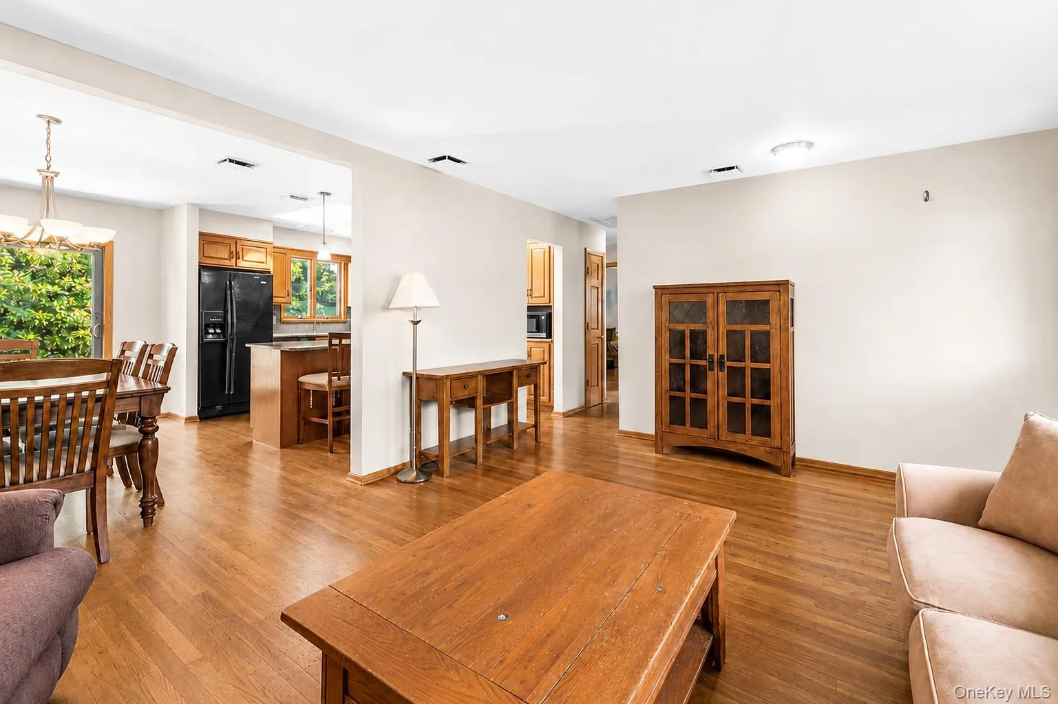51 Longworth Avenue, Huntington, NY, 3 Bedrooms Bedrooms, 8 Rooms Rooms,2 BathroomsBathrooms,Residential,For Rent,Longworth,0,1031057 51 Longworth Avenue, Huntington, NY, 3 Bedrooms Bedrooms, 8 Rooms Rooms,2 BathroomsBathrooms,Residential,For Rent,Longworth,0,1031057