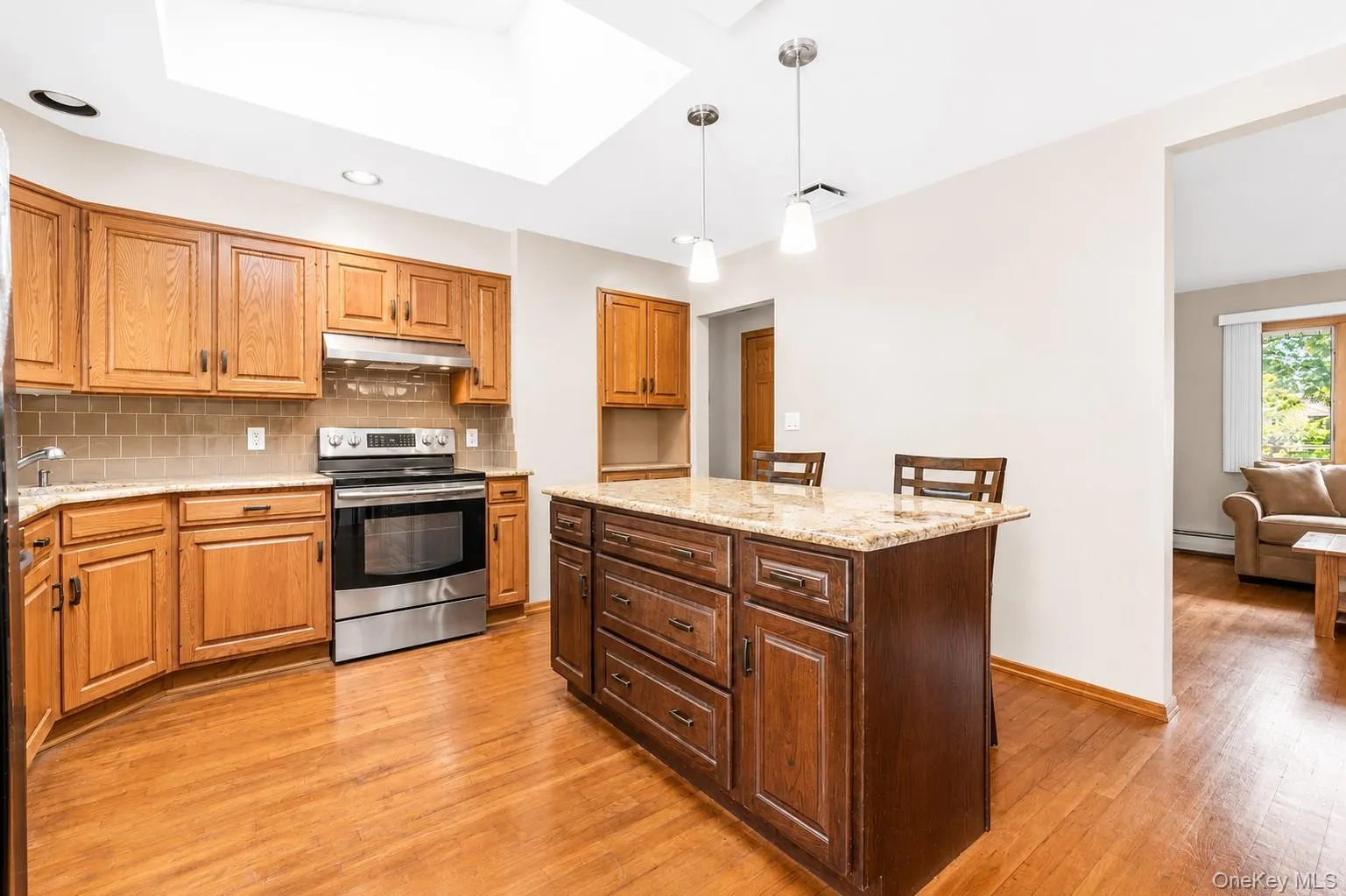 51 Longworth Avenue, Huntington, NY, 3 Bedrooms Bedrooms, 8 Rooms Rooms,2 BathroomsBathrooms,Residential,For Rent,Longworth,0,1031057 51 Longworth Avenue, Huntington, NY, 3 Bedrooms Bedrooms, 8 Rooms Rooms,2 BathroomsBathrooms,Residential,For Rent,Longworth,0,1031057