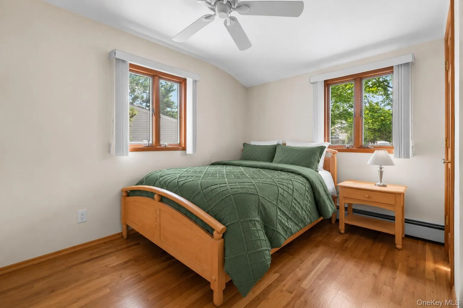 51 Longworth Avenue, Huntington, NY, 3 Bedrooms Bedrooms, 8 Rooms Rooms,2 BathroomsBathrooms,Residential,For Rent,Longworth,0,1031057 51 Longworth Avenue, Huntington, NY, 3 Bedrooms Bedrooms, 8 Rooms Rooms,2 BathroomsBathrooms,Residential,For Rent,Longworth,0,1031057