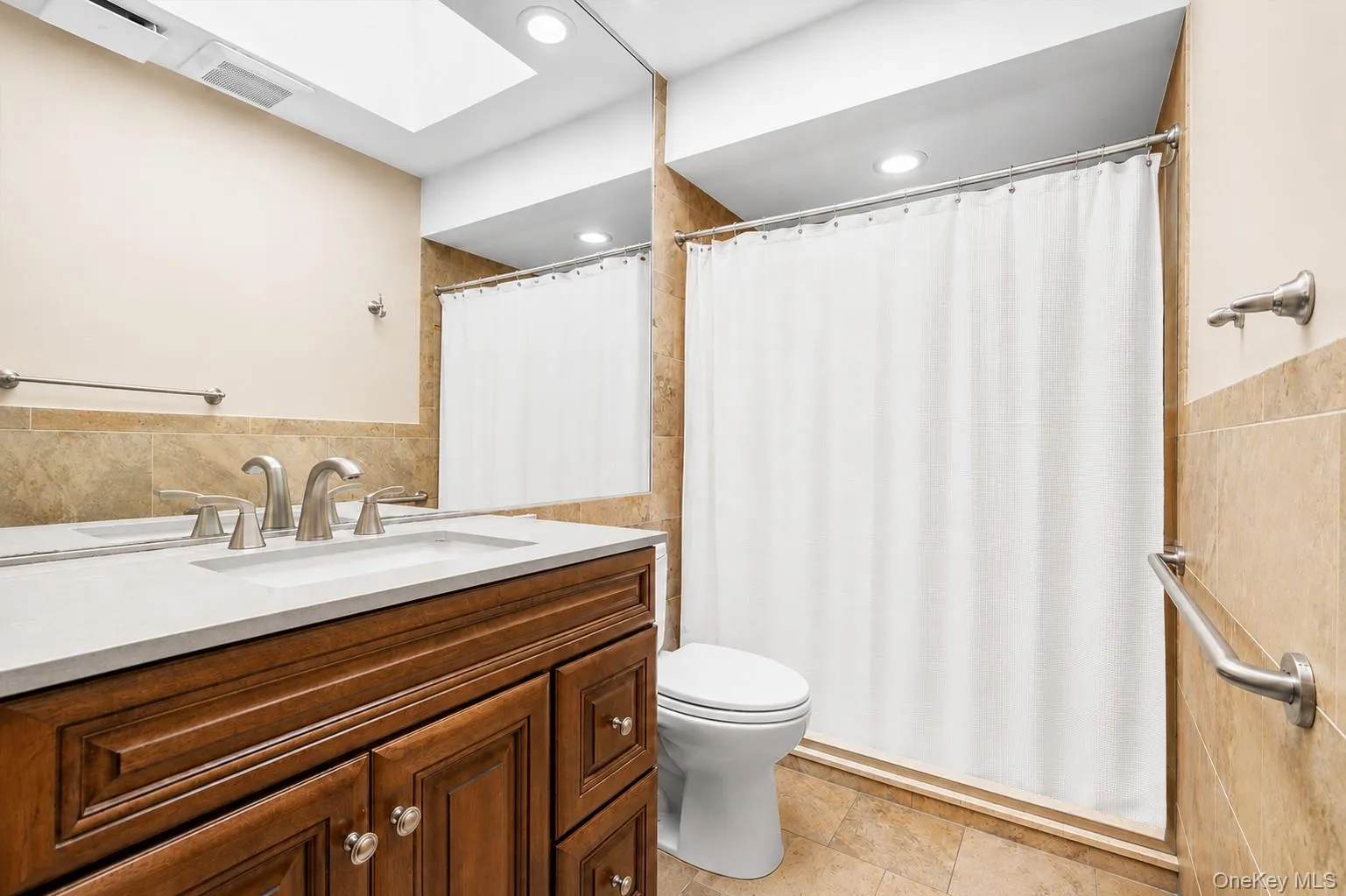 51 Longworth Avenue, Huntington, NY, 3 Bedrooms Bedrooms, 8 Rooms Rooms,2 BathroomsBathrooms,Residential,For Rent,Longworth,0,1031057 51 Longworth Avenue, Huntington, NY, 3 Bedrooms Bedrooms, 8 Rooms Rooms,2 BathroomsBathrooms,Residential,For Rent,Longworth,0,1031057