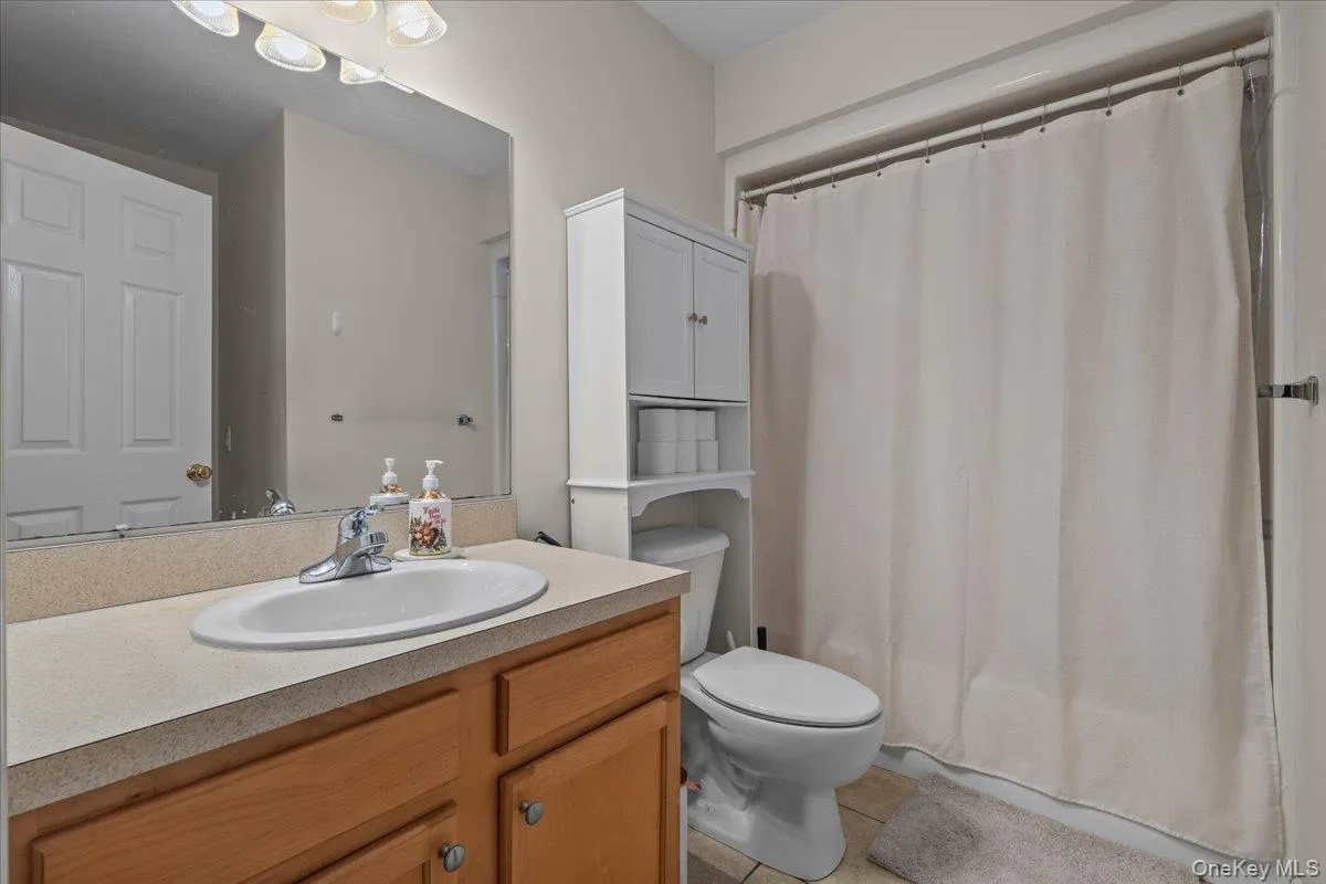 203 Alexandra Court, Carmel, NY, 2 Bedrooms Bedrooms, 5 Rooms Rooms,1 BathroomBathrooms,Residential,For Rent,Alexandra,0,1031059 203 Alexandra Court, Carmel, NY, 2 Bedrooms Bedrooms, 5 Rooms Rooms,1 BathroomBathrooms,Residential,For Rent,Alexandra,0,1031059