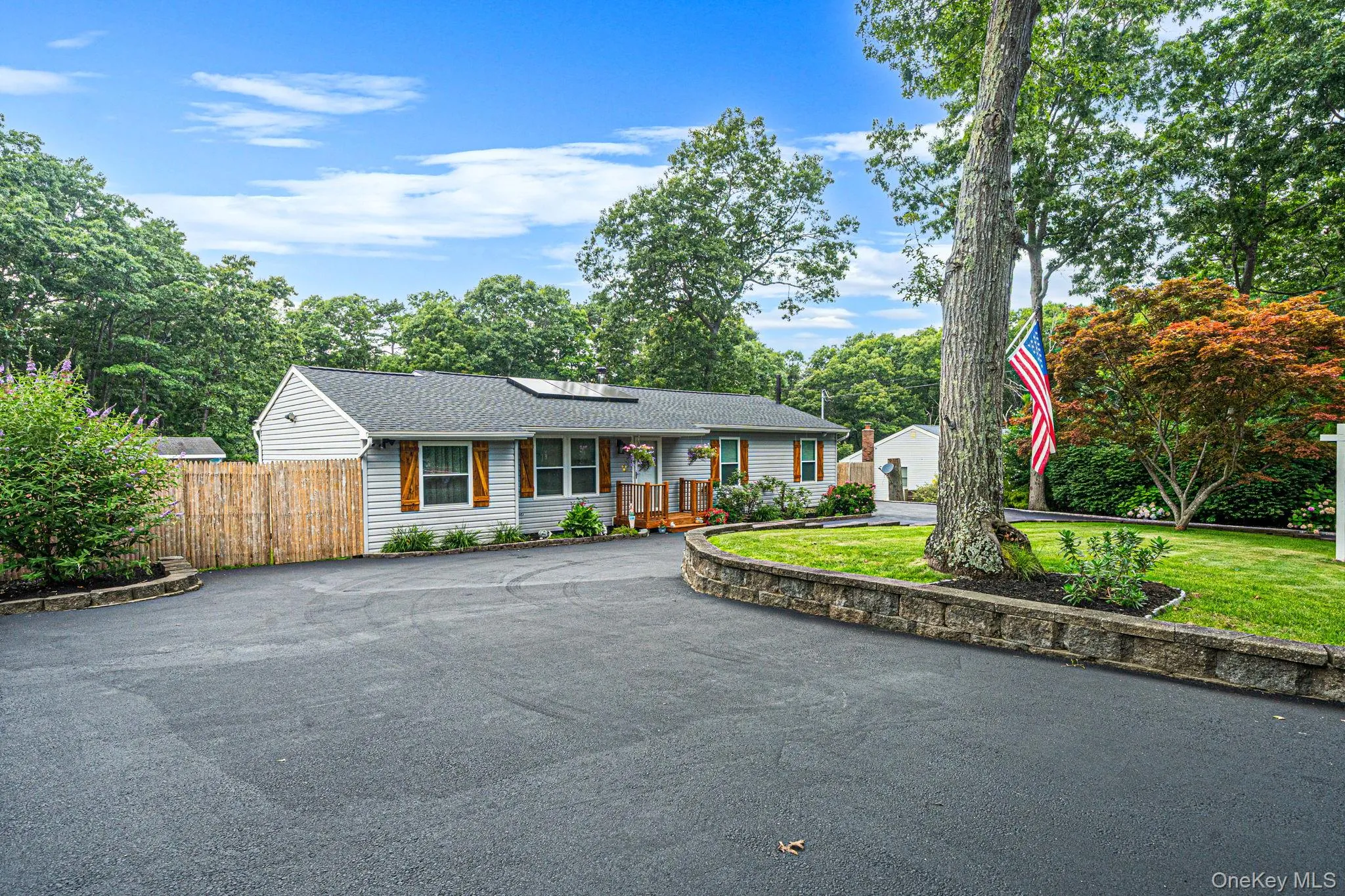 61 End Avenue, Brookhaven, NY, 3 Bedrooms Bedrooms, 7 Rooms Rooms,1 BathroomBathrooms,Residential,For Rent,End,0,1031060 61 End Avenue, Brookhaven, NY, 3 Bedrooms Bedrooms, 7 Rooms Rooms,1 BathroomBathrooms,Residential,For Rent,End,0,1031060