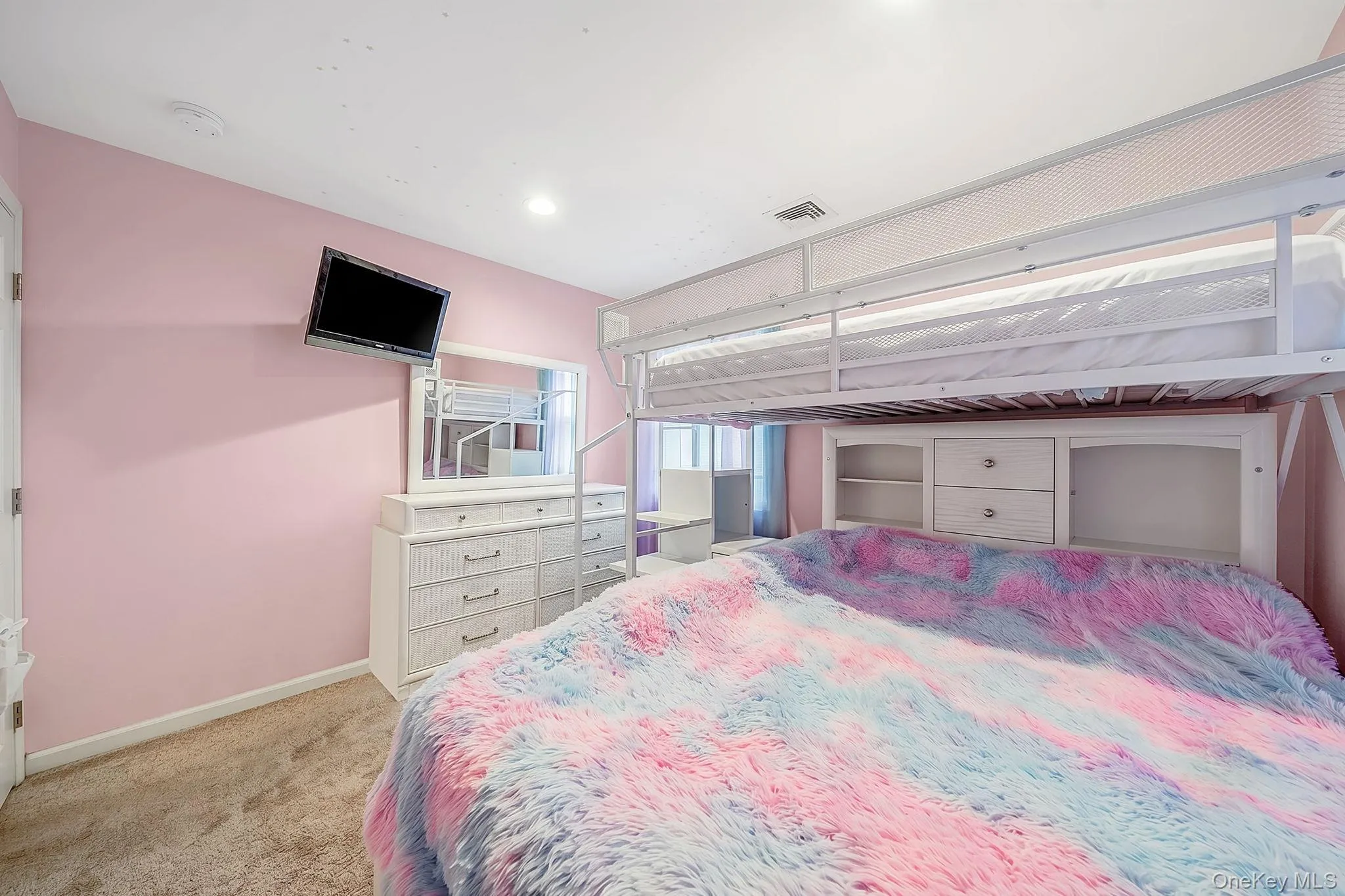 61 End Avenue, Brookhaven, NY, 3 Bedrooms Bedrooms, 7 Rooms Rooms,1 BathroomBathrooms,Residential,For Rent,End,0,1031060 61 End Avenue, Brookhaven, NY, 3 Bedrooms Bedrooms, 7 Rooms Rooms,1 BathroomBathrooms,Residential,For Rent,End,0,1031060