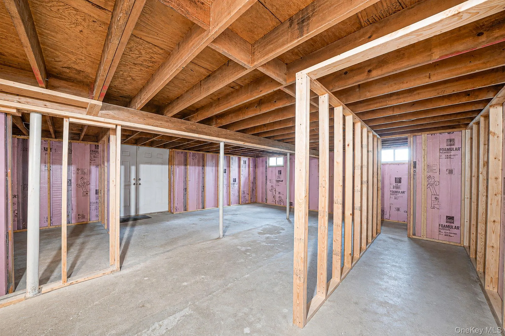 61 End Avenue, Brookhaven, NY, 3 Bedrooms Bedrooms, 7 Rooms Rooms,1 BathroomBathrooms,Residential,For Rent,End,0,1031060 61 End Avenue, Brookhaven, NY, 3 Bedrooms Bedrooms, 7 Rooms Rooms,1 BathroomBathrooms,Residential,For Rent,End,0,1031060