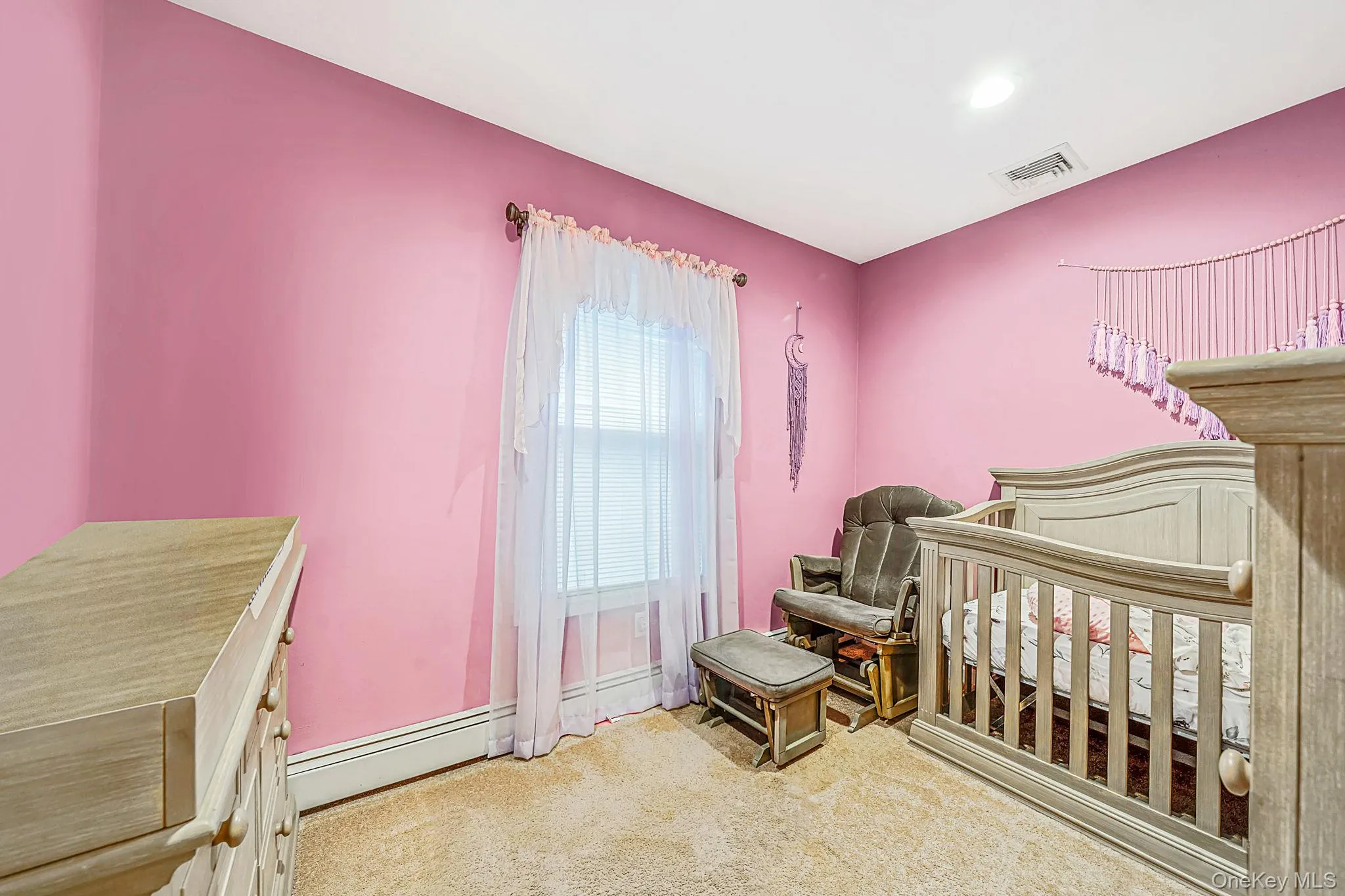 61 End Avenue, Brookhaven, NY, 3 Bedrooms Bedrooms, 7 Rooms Rooms,1 BathroomBathrooms,Residential,For Rent,End,0,1031060 61 End Avenue, Brookhaven, NY, 3 Bedrooms Bedrooms, 7 Rooms Rooms,1 BathroomBathrooms,Residential,For Rent,End,0,1031060