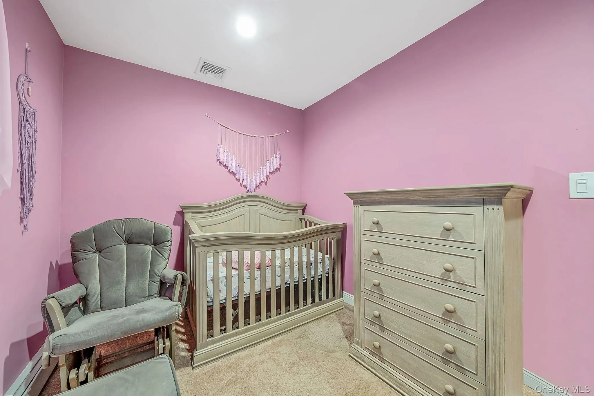 61 End Avenue, Brookhaven, NY, 3 Bedrooms Bedrooms, 7 Rooms Rooms,1 BathroomBathrooms,Residential,For Rent,End,0,1031060 61 End Avenue, Brookhaven, NY, 3 Bedrooms Bedrooms, 7 Rooms Rooms,1 BathroomBathrooms,Residential,For Rent,End,0,1031060