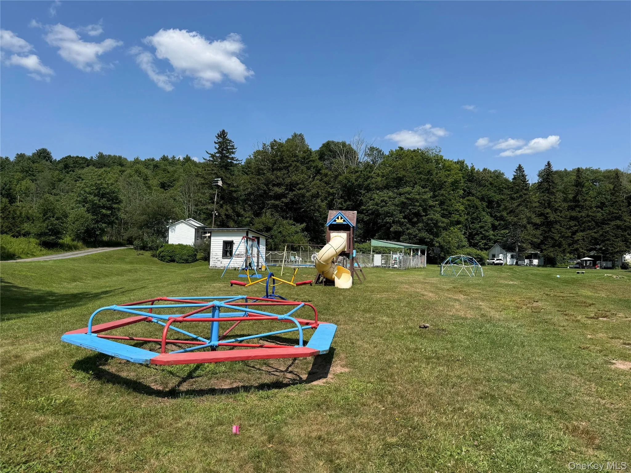 6269 State Route 42, Fallsburg, NY, 4 Bedrooms Bedrooms, 6 Rooms Rooms,2 BathroomsBathrooms,Residential,For Rent,State Route 42,0,1031061 6269 State Route 42, Fallsburg, NY, 4 Bedrooms Bedrooms, 6 Rooms Rooms,2 BathroomsBathrooms,Residential,For Rent,State Route 42,0,1031061