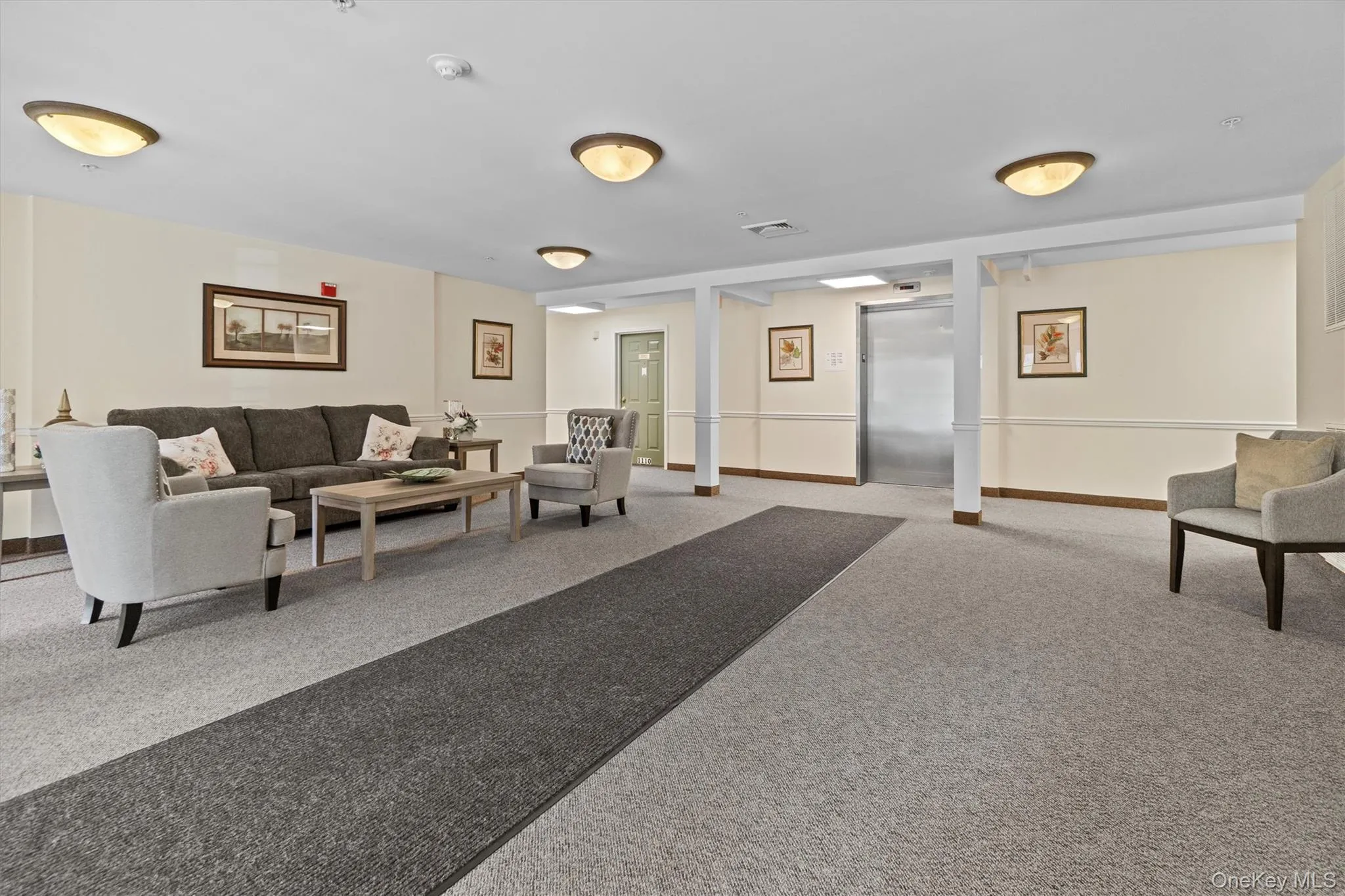 Lobby Lobby