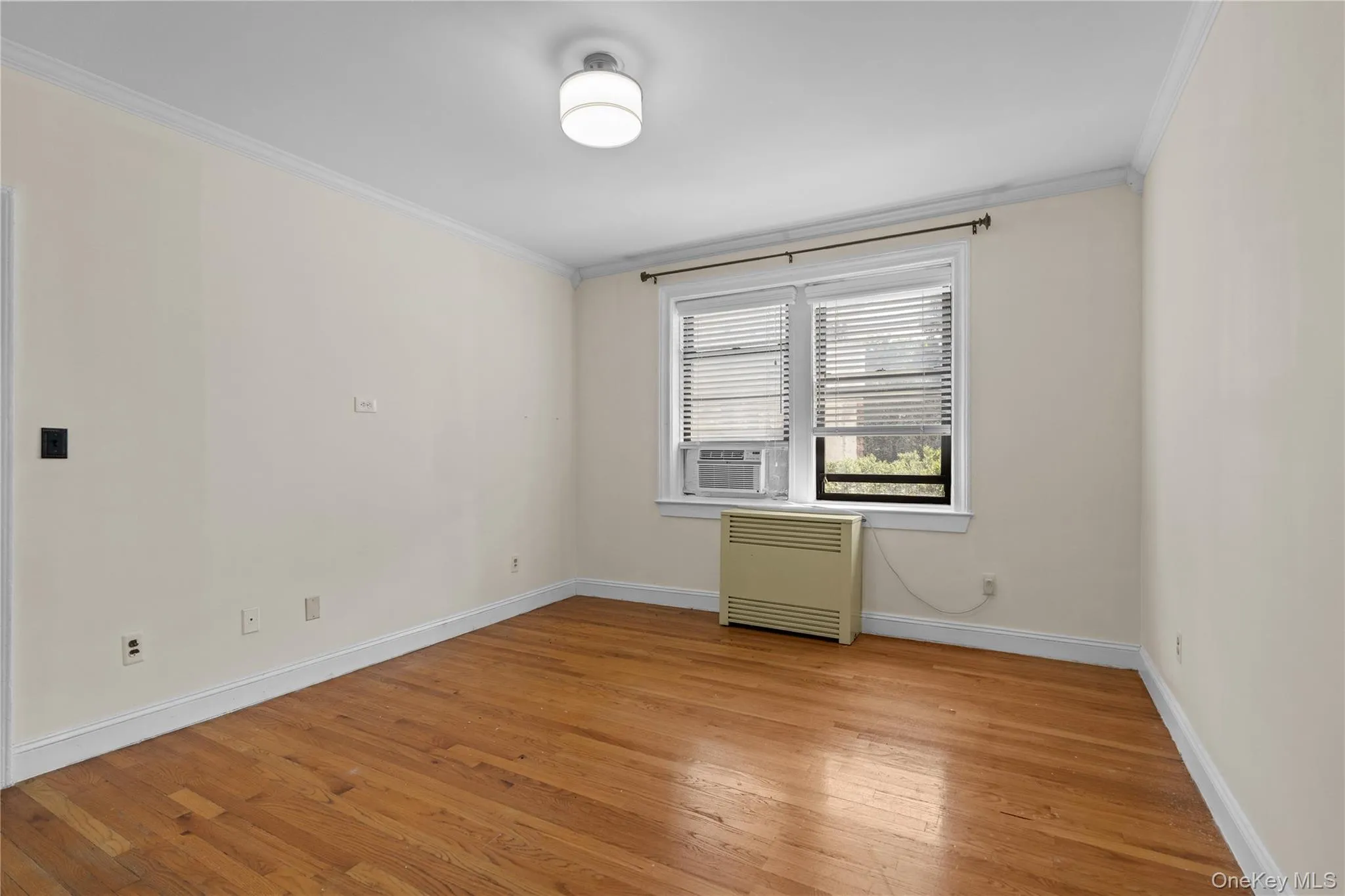 68 Hartsdale Avenue, Greenburgh, NY, 1 Bedroom Bedrooms, 4 Rooms Rooms,1 BathroomBathrooms,Residential,For Rent,Hartsdale,0,1031069 68 Hartsdale Avenue, Greenburgh, NY, 1 Bedroom Bedrooms, 4 Rooms Rooms,1 BathroomBathrooms,Residential,For Rent,Hartsdale,0,1031069