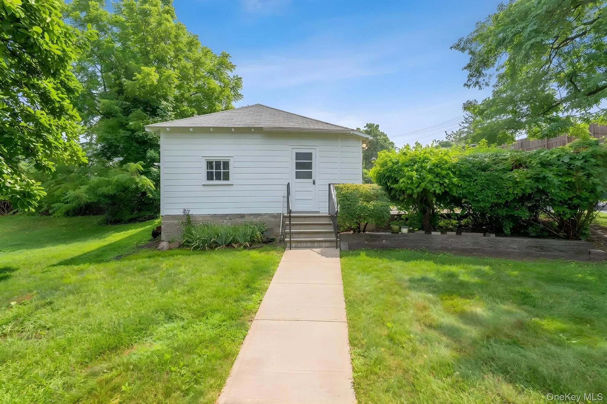 284 Clifton Avenue, Kingston, NY, 3 Bedrooms Bedrooms, 6 Rooms Rooms,1 BathroomBathrooms,Residential,For Rent,Clifton,0,1031070 284 Clifton Avenue, Kingston, NY, 3 Bedrooms Bedrooms, 6 Rooms Rooms,1 BathroomBathrooms,Residential,For Rent,Clifton,0,1031070