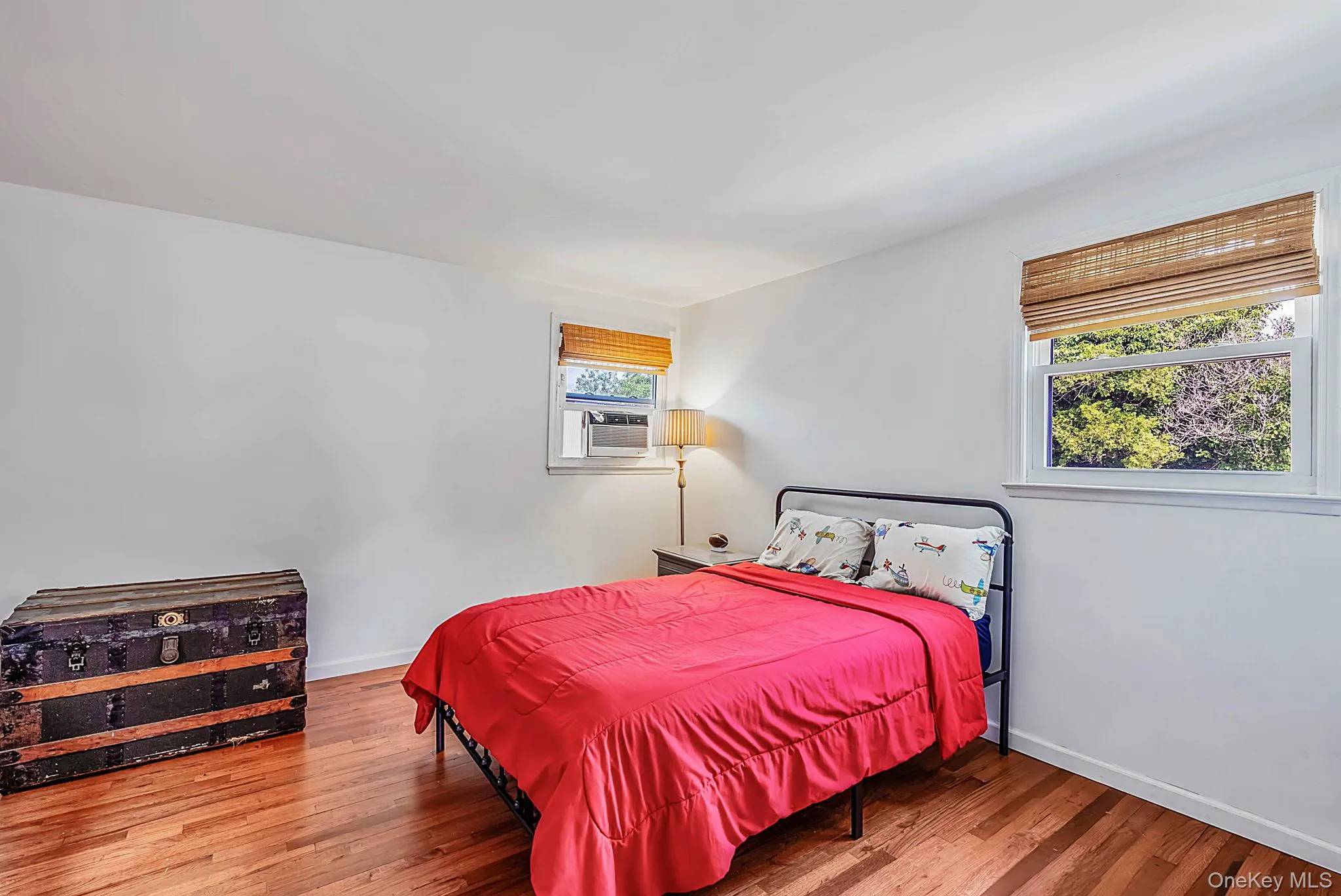 125 Raleigh Lane, Islip, NY, 4 Bedrooms Bedrooms, 7 Rooms Rooms,1 BathroomBathrooms,Residential,For Rent,Raleigh,0,1031074 125 Raleigh Lane, Islip, NY, 4 Bedrooms Bedrooms, 7 Rooms Rooms,1 BathroomBathrooms,Residential,For Rent,Raleigh,0,1031074