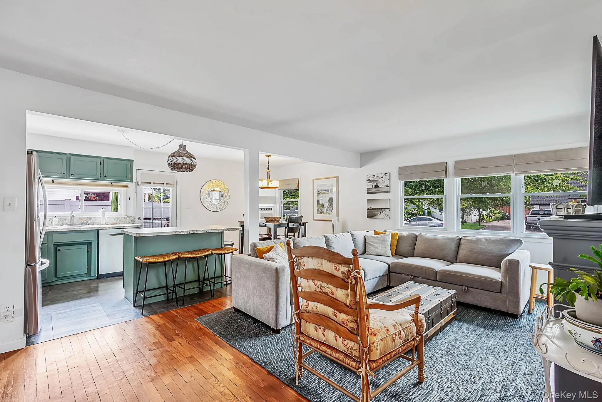 125 Raleigh Lane, Islip, NY, 4 Bedrooms Bedrooms, 7 Rooms Rooms,1 BathroomBathrooms,Residential,For Rent,Raleigh,0,1031074 125 Raleigh Lane, Islip, NY, 4 Bedrooms Bedrooms, 7 Rooms Rooms,1 BathroomBathrooms,Residential,For Rent,Raleigh,0,1031074
