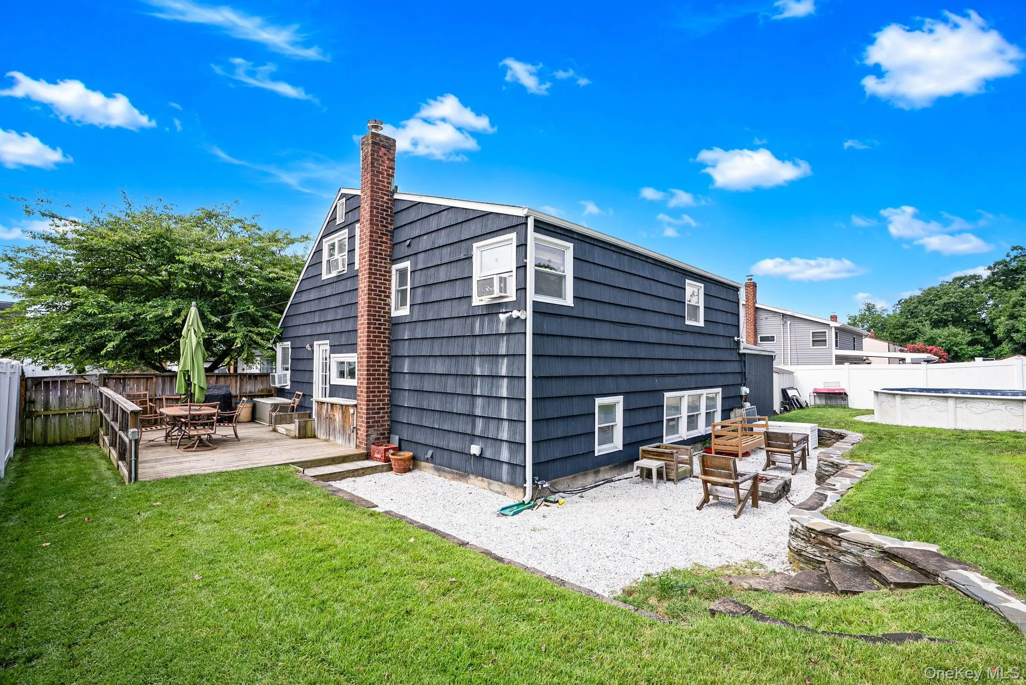 125 Raleigh Lane, Islip, NY, 4 Bedrooms Bedrooms, 7 Rooms Rooms,1 BathroomBathrooms,Residential,For Rent,Raleigh,0,1031074 125 Raleigh Lane, Islip, NY, 4 Bedrooms Bedrooms, 7 Rooms Rooms,1 BathroomBathrooms,Residential,For Rent,Raleigh,0,1031074