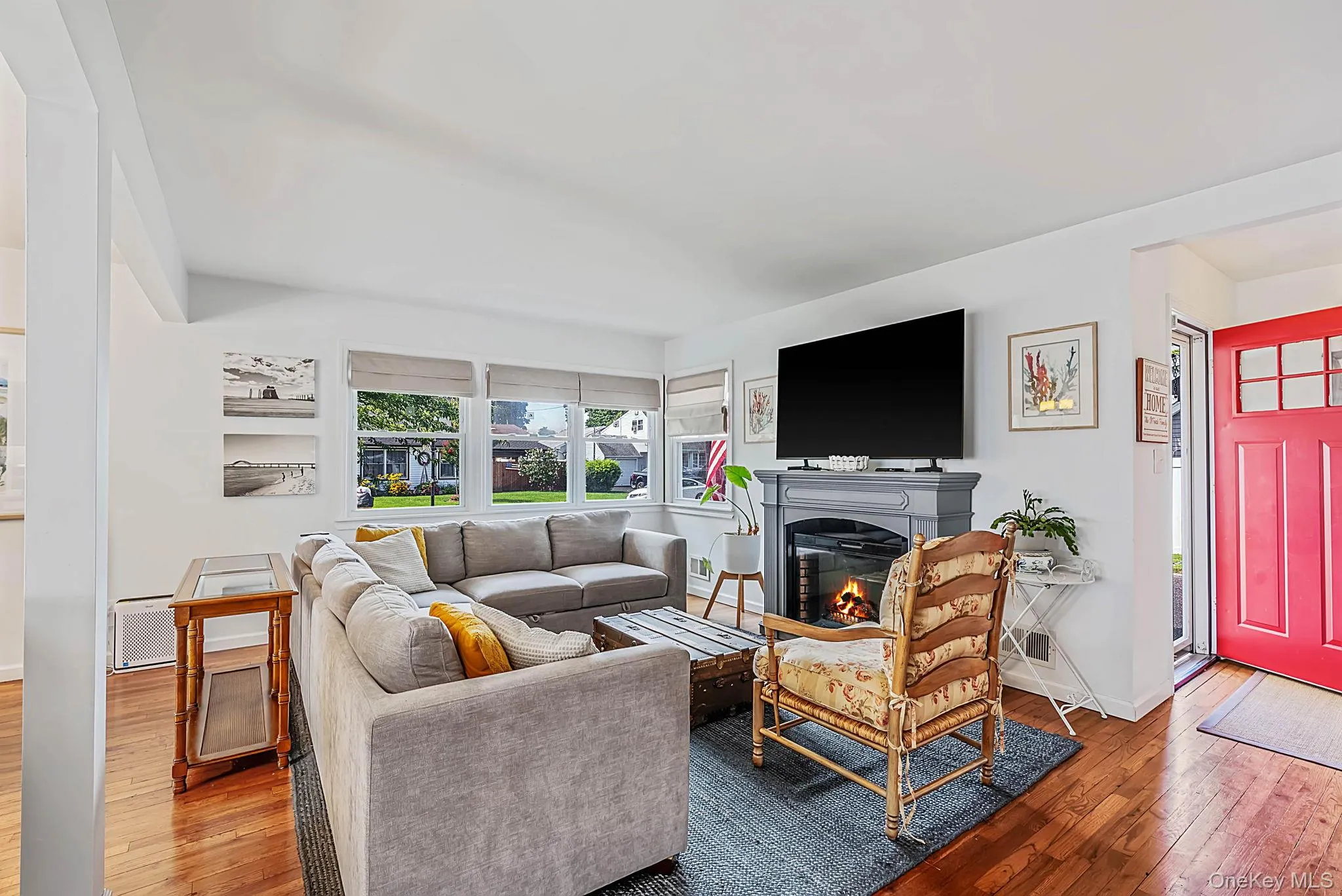 125 Raleigh Lane, Islip, NY, 4 Bedrooms Bedrooms, 7 Rooms Rooms,1 BathroomBathrooms,Residential,For Rent,Raleigh,0,1031074 125 Raleigh Lane, Islip, NY, 4 Bedrooms Bedrooms, 7 Rooms Rooms,1 BathroomBathrooms,Residential,For Rent,Raleigh,0,1031074