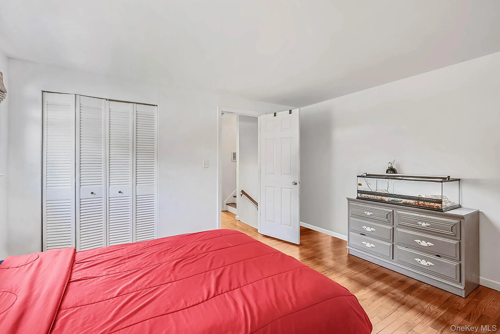 125 Raleigh Lane, Islip, NY, 4 Bedrooms Bedrooms, 7 Rooms Rooms,1 BathroomBathrooms,Residential,For Rent,Raleigh,0,1031074 125 Raleigh Lane, Islip, NY, 4 Bedrooms Bedrooms, 7 Rooms Rooms,1 BathroomBathrooms,Residential,For Rent,Raleigh,0,1031074