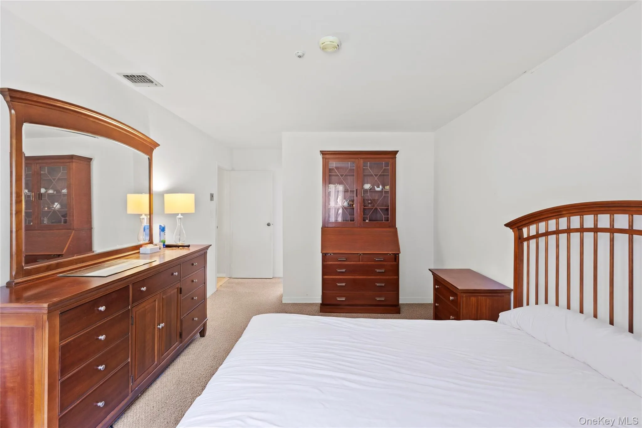 302 Bentley Court, Smithtown, NY, 2 Bedrooms Bedrooms, 5 Rooms Rooms,2 BathroomsBathrooms,Residential,For Rent,Bentley,0,1031076 302 Bentley Court, Smithtown, NY, 2 Bedrooms Bedrooms, 5 Rooms Rooms,2 BathroomsBathrooms,Residential,For Rent,Bentley,0,1031076