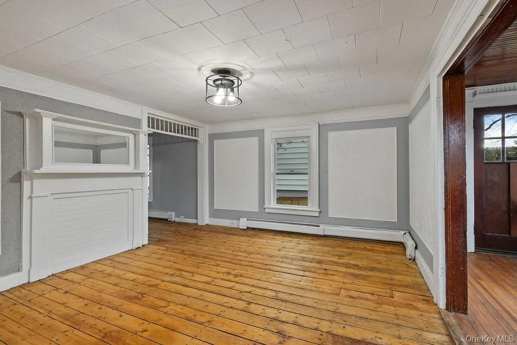 38 Cosgrove Avenue, Haverstraw, NY, 3 Bedrooms Bedrooms, 8 Rooms Rooms,1 BathroomBathrooms,Residential,For Rent,Cosgrove,0,1031079 38 Cosgrove Avenue, Haverstraw, NY, 3 Bedrooms Bedrooms, 8 Rooms Rooms,1 BathroomBathrooms,Residential,For Rent,Cosgrove,0,1031079