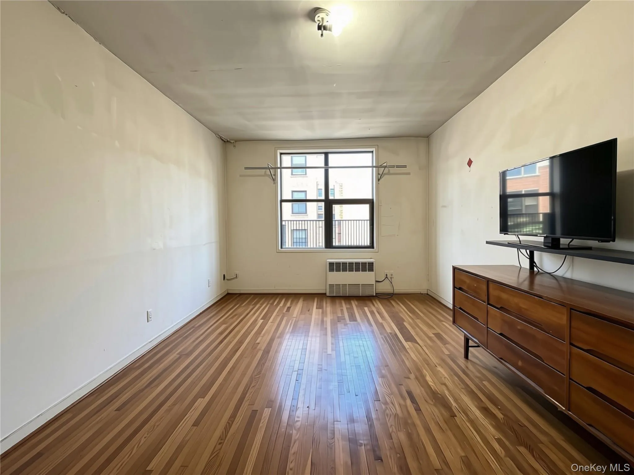 91-15 Lamont Avenue, New York, NY, 1 Bedroom Bedrooms, 4 Rooms Rooms,1 BathroomBathrooms,Residential,For Rent,Lamont,0,1031080 91-15 Lamont Avenue, New York, NY, 1 Bedroom Bedrooms, 4 Rooms Rooms,1 BathroomBathrooms,Residential,For Rent,Lamont,0,1031080