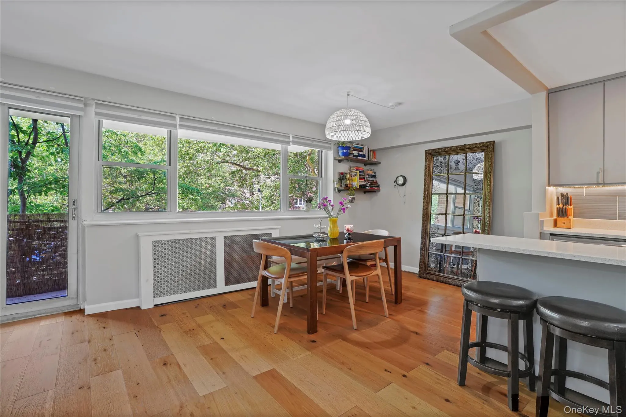 151-25 88th Street, New York, NY, 2 Bedrooms Bedrooms, 4 Rooms Rooms,2 BathroomsBathrooms,Residential,For Rent,88th,0,1031086 151-25 88th Street, New York, NY, 2 Bedrooms Bedrooms, 4 Rooms Rooms,2 BathroomsBathrooms,Residential,For Rent,88th,0,1031086