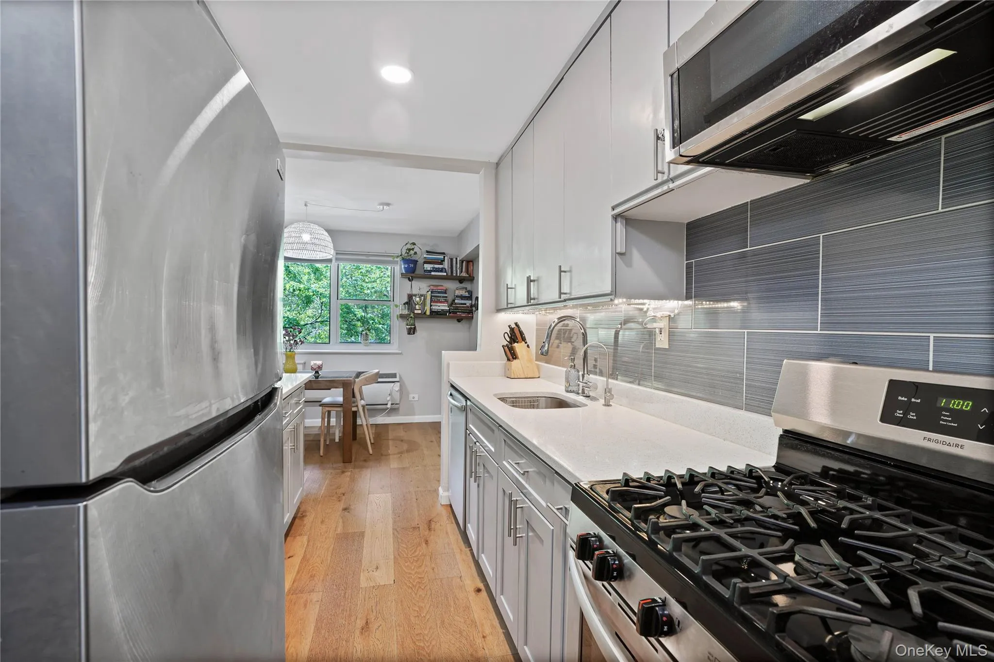151-25 88th Street, New York, NY, 2 Bedrooms Bedrooms, 4 Rooms Rooms,2 BathroomsBathrooms,Residential,For Rent,88th,0,1031086 151-25 88th Street, New York, NY, 2 Bedrooms Bedrooms, 4 Rooms Rooms,2 BathroomsBathrooms,Residential,For Rent,88th,0,1031086