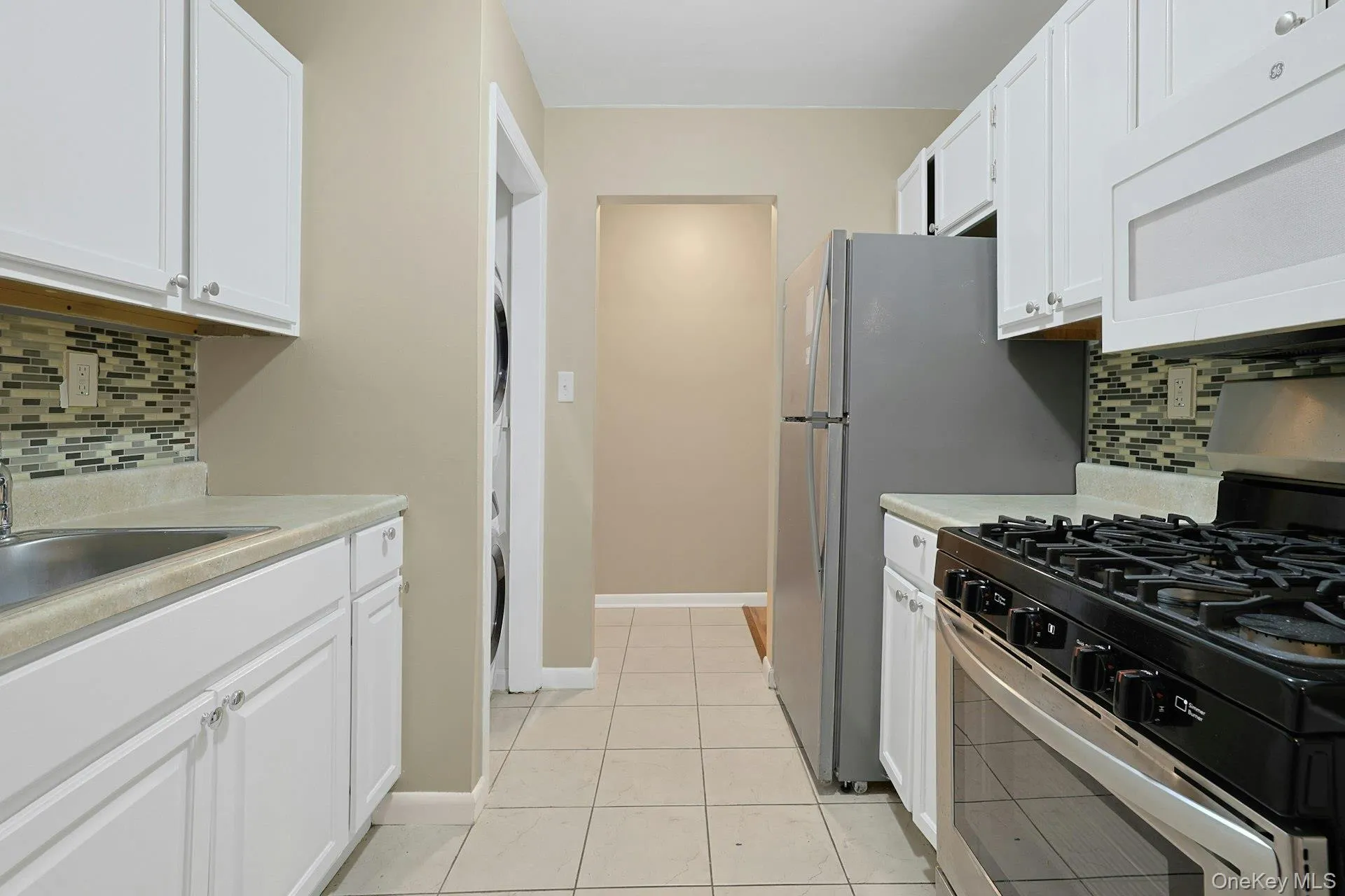 214 Kennedy Drive, Ramapo, NY, 1 Bedroom Bedrooms, 4 Rooms Rooms,1 BathroomBathrooms,Residential Lease,For Rent,Kennedy,0,1031090 214 Kennedy Drive, Ramapo, NY, 1 Bedroom Bedrooms, 4 Rooms Rooms,1 BathroomBathrooms,Residential Lease,For Rent,Kennedy,0,1031090