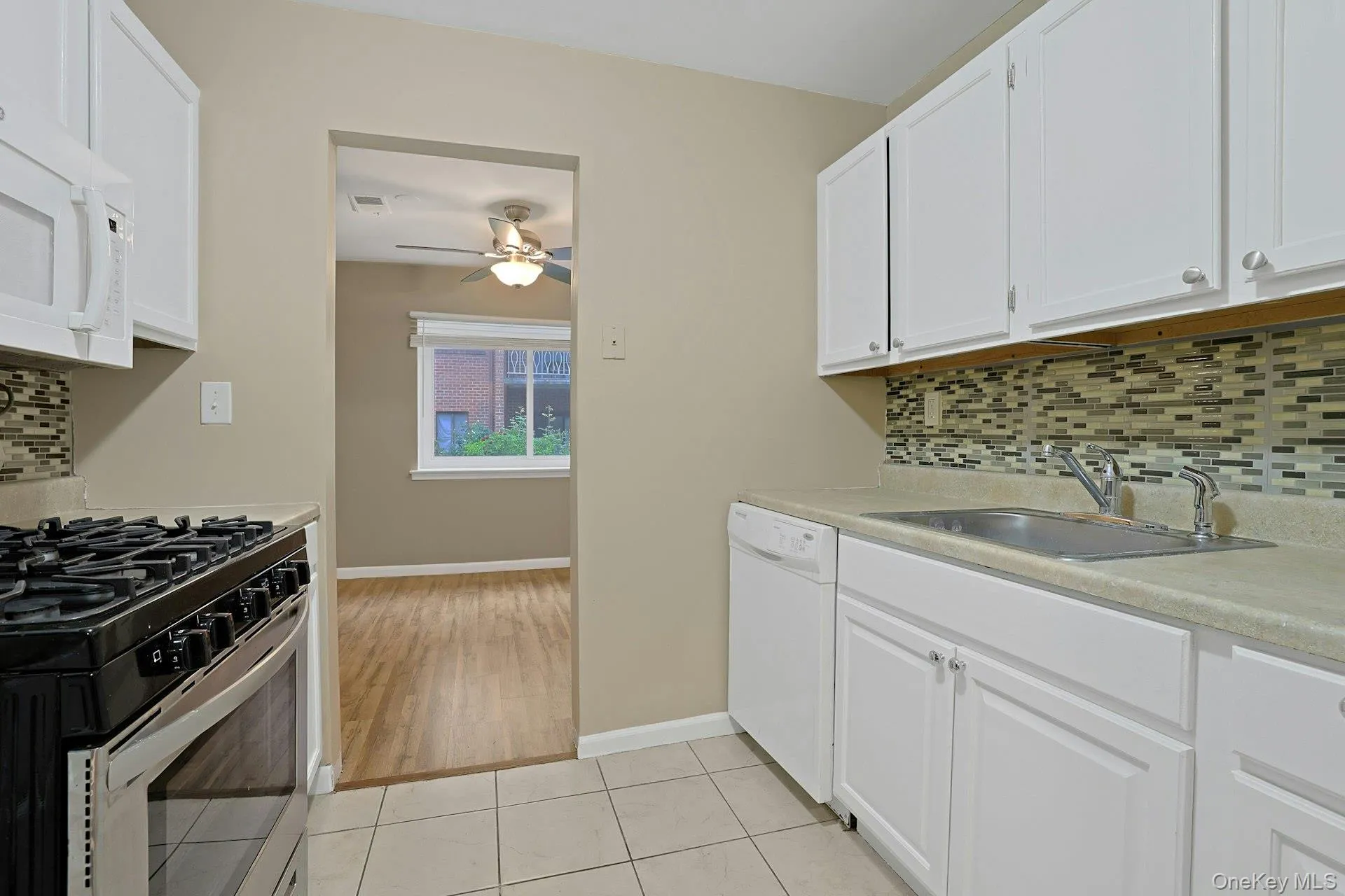 214 Kennedy Drive, Ramapo, NY, 1 Bedroom Bedrooms, 4 Rooms Rooms,1 BathroomBathrooms,Residential Lease,For Rent,Kennedy,0,1031090 214 Kennedy Drive, Ramapo, NY, 1 Bedroom Bedrooms, 4 Rooms Rooms,1 BathroomBathrooms,Residential Lease,For Rent,Kennedy,0,1031090