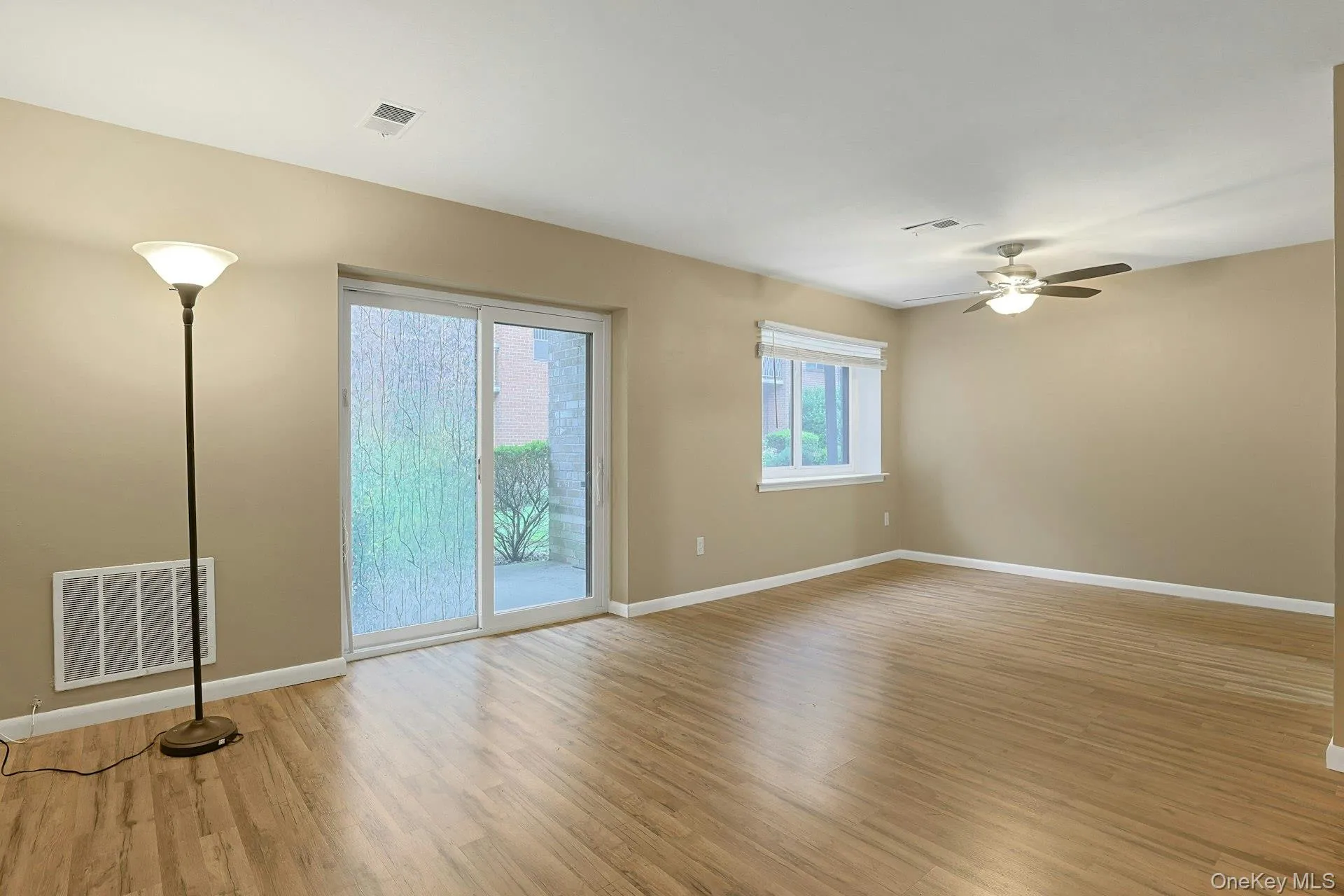 214 Kennedy Drive, Ramapo, NY, 1 Bedroom Bedrooms, 4 Rooms Rooms,1 BathroomBathrooms,Residential Lease,For Rent,Kennedy,0,1031090 214 Kennedy Drive, Ramapo, NY, 1 Bedroom Bedrooms, 4 Rooms Rooms,1 BathroomBathrooms,Residential Lease,For Rent,Kennedy,0,1031090