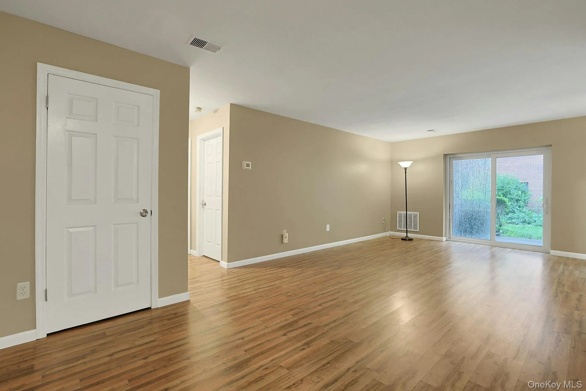 214 Kennedy Drive, Ramapo, NY, 1 Bedroom Bedrooms, 4 Rooms Rooms,1 BathroomBathrooms,Residential Lease,For Rent,Kennedy,0,1031090 214 Kennedy Drive, Ramapo, NY, 1 Bedroom Bedrooms, 4 Rooms Rooms,1 BathroomBathrooms,Residential Lease,For Rent,Kennedy,0,1031090